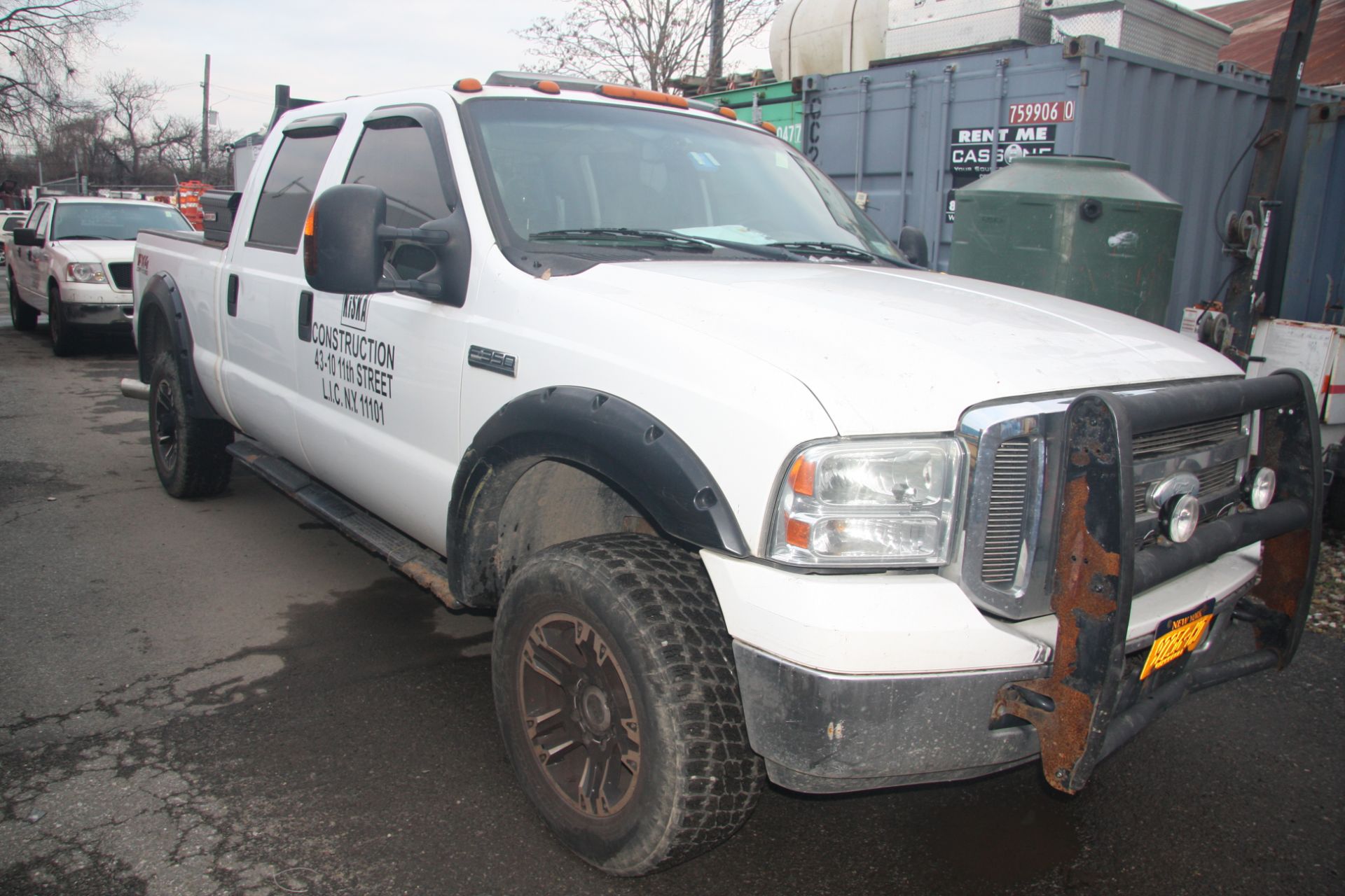 2007 FORD F-350 LARIAT SUPER DUTY FX OFF-ROAD PICKUP CREW CAB TRUCK, 4-WHEEL DRIVE, WITH POWER - Image 2 of 13