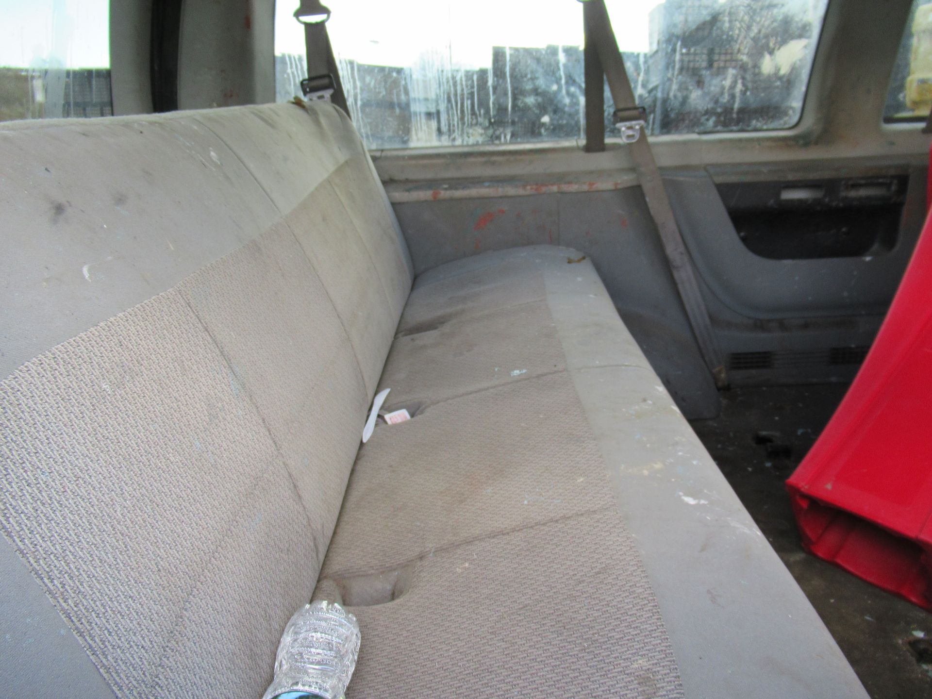 2006 FORD E-350 XLT SUPER DUTY VAN, [2] REAR BENCH SEATS, APPROXIMATELY 154,093 MILES, VIN: - Image 8 of 13