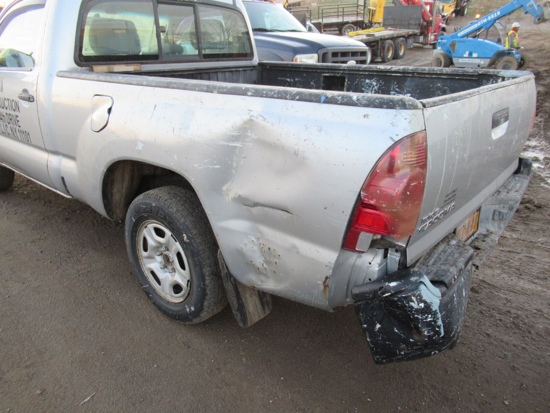 2008 TOYOTA TACOMA PICKUP TRUCK, AUTOMATIC, WITH APPROXIMATELY 105,732 MILES, VIN: 5TENX22N382504186 - Image 2 of 12