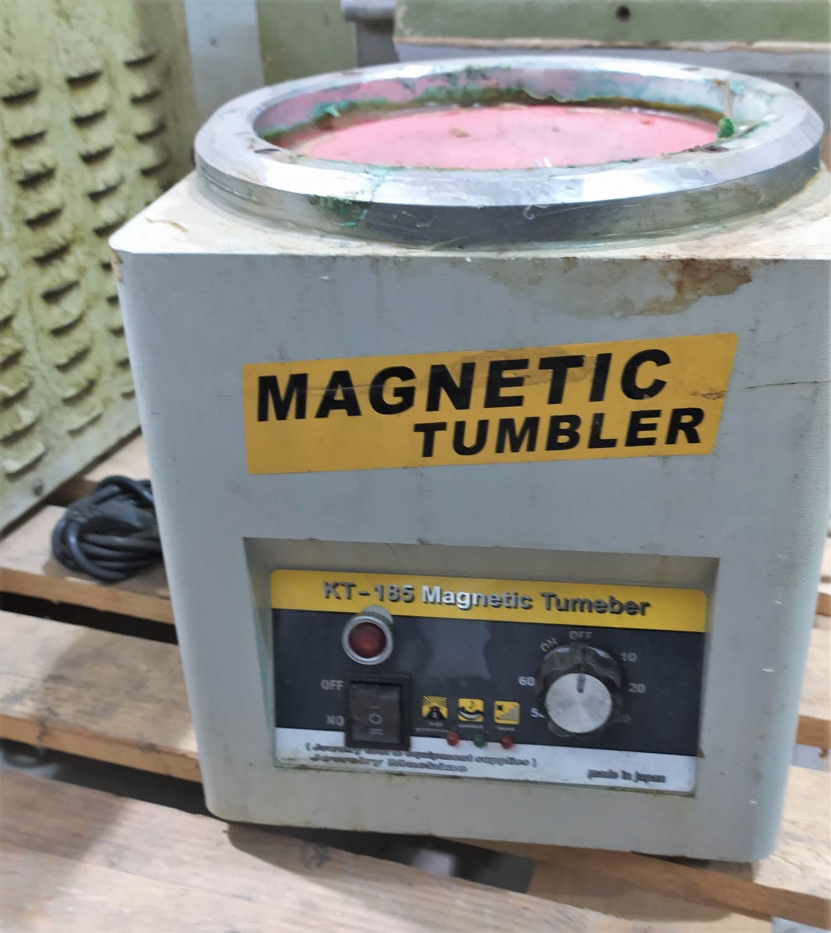 MDL. KG185 TUMBLER MAGNETIC TUMBLER; 220V; 1 PH; 0.25KW; 50-60HZ; TYPE-MINII, S/N: 60F048 [A#264][