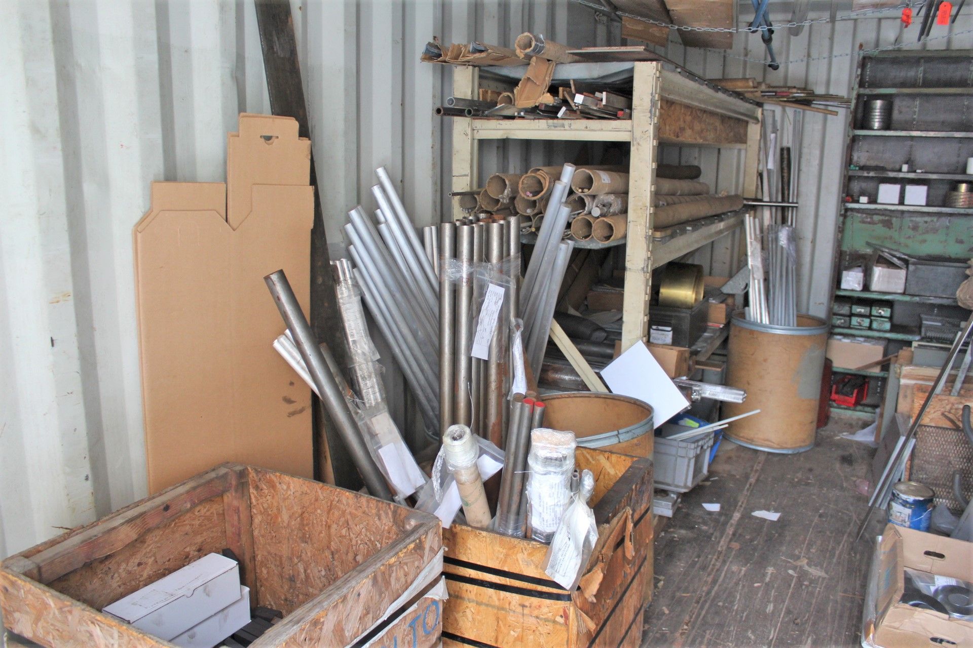 LOT INSIDE SHIPPING CONTAINER INCLUDING ASSORTED STEEL STOCK & NON-FERROUS METAL STOCK, (CONTAINER - Image 2 of 5