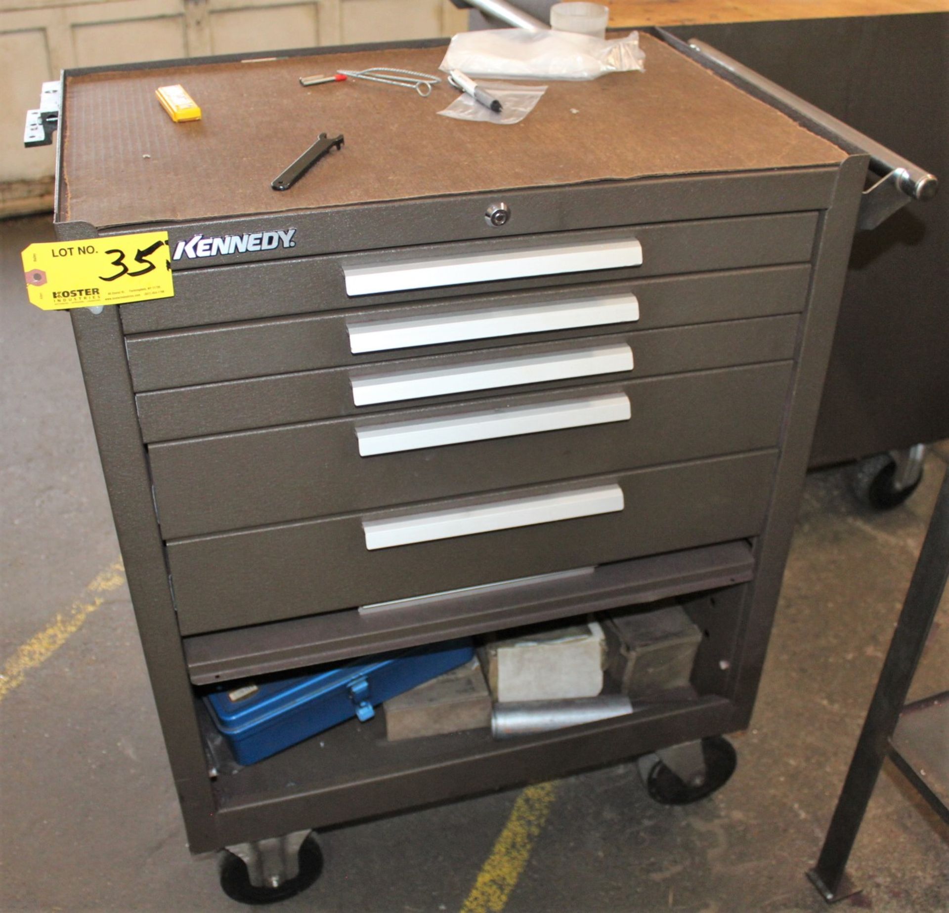 KENNEDY ROLL-AROUND TOOLBOX, 5-DRAWER PLUS BOTTOM COMPARTMENT