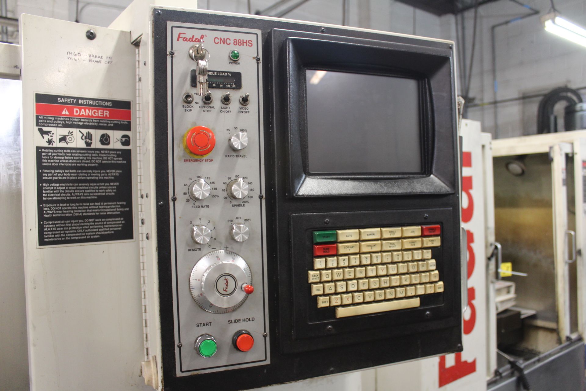 FADAL MDL. VMC-4020 CNC VERTICAL MACHINING CENTER, S/N: 9605568, (1996), TABLE SIZE 40" X 20", - Image 4 of 5