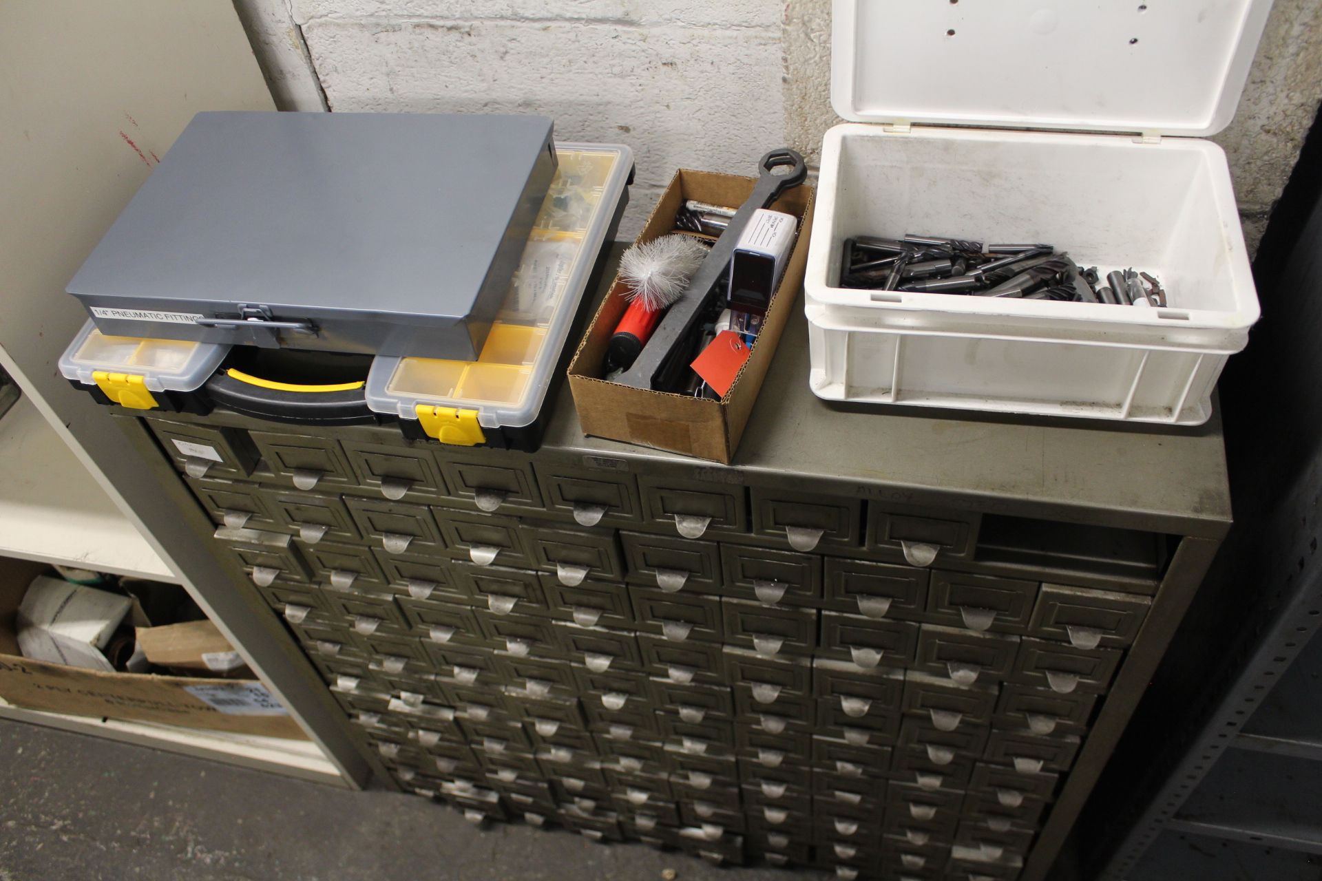 LOT OF (4) SHELVING UNITS W/ CARBIDE & HIGH SPEED CUTTERS, INSERTS, HOLDERS, ETC. - Image 5 of 6