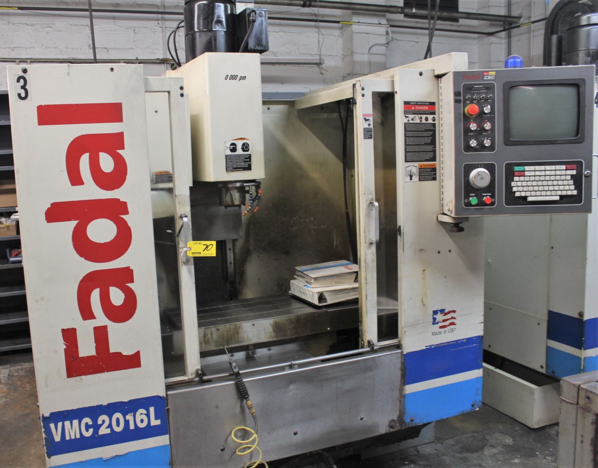 FADAL MDL. VMC-2016L CNC VERTICAL MACHINING CENTER, S/N: 012000050700, (2000), TABLE SIZE 29.5" X - Image 2 of 6