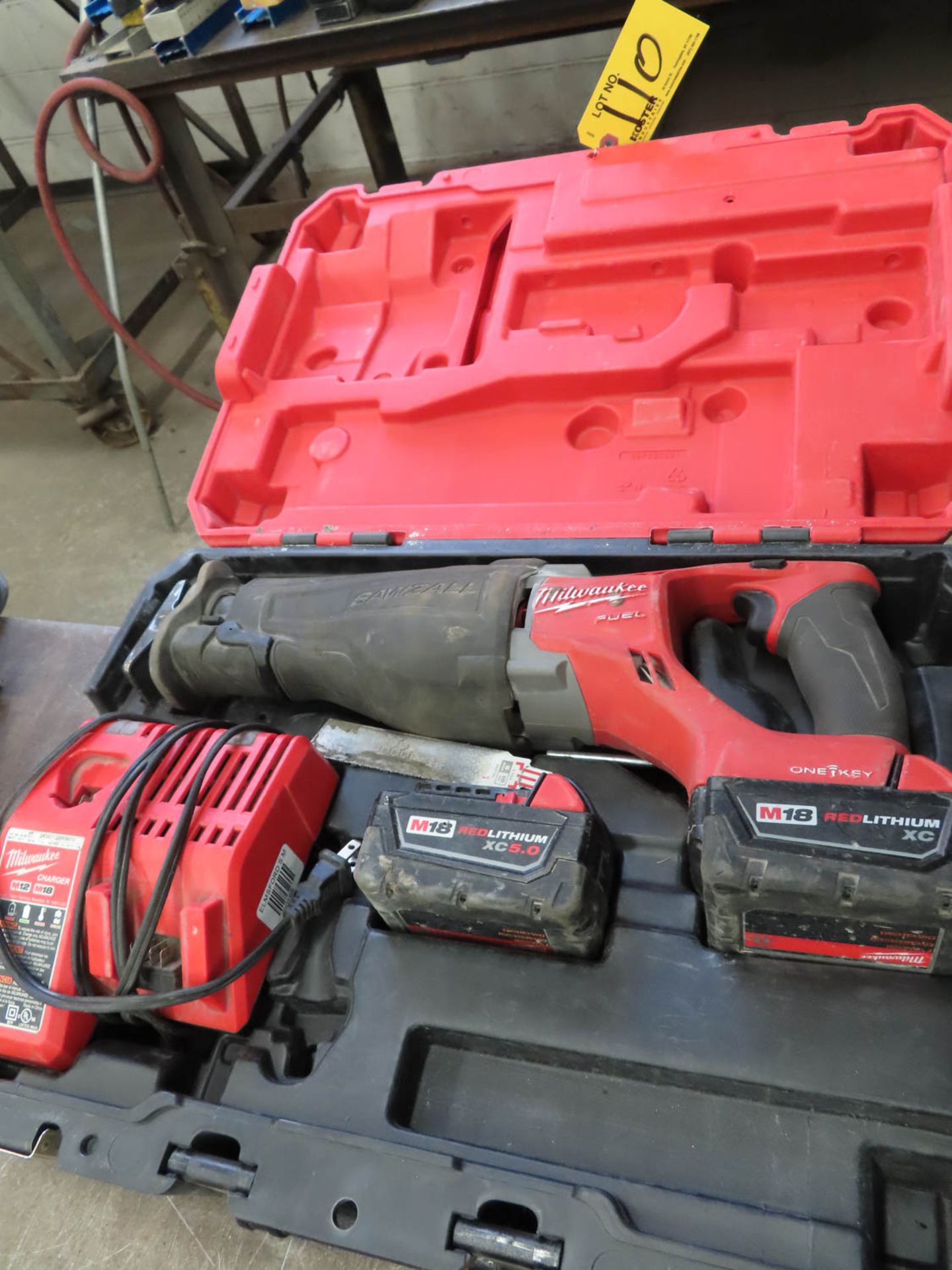 MILWAUKEE CORDLESS SAWZALL