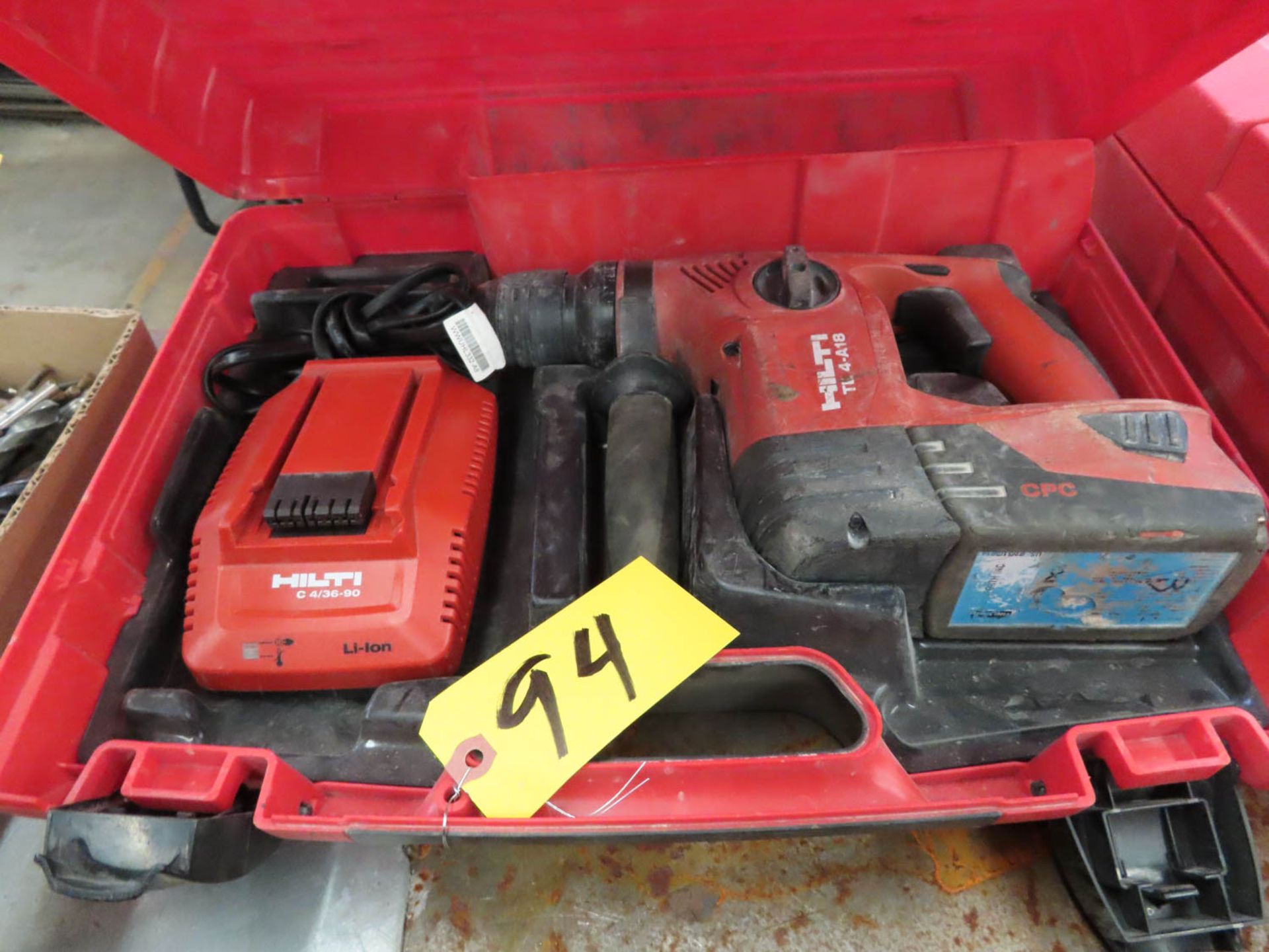 HILTI RECHARGEABLE ROTARY HAMMER