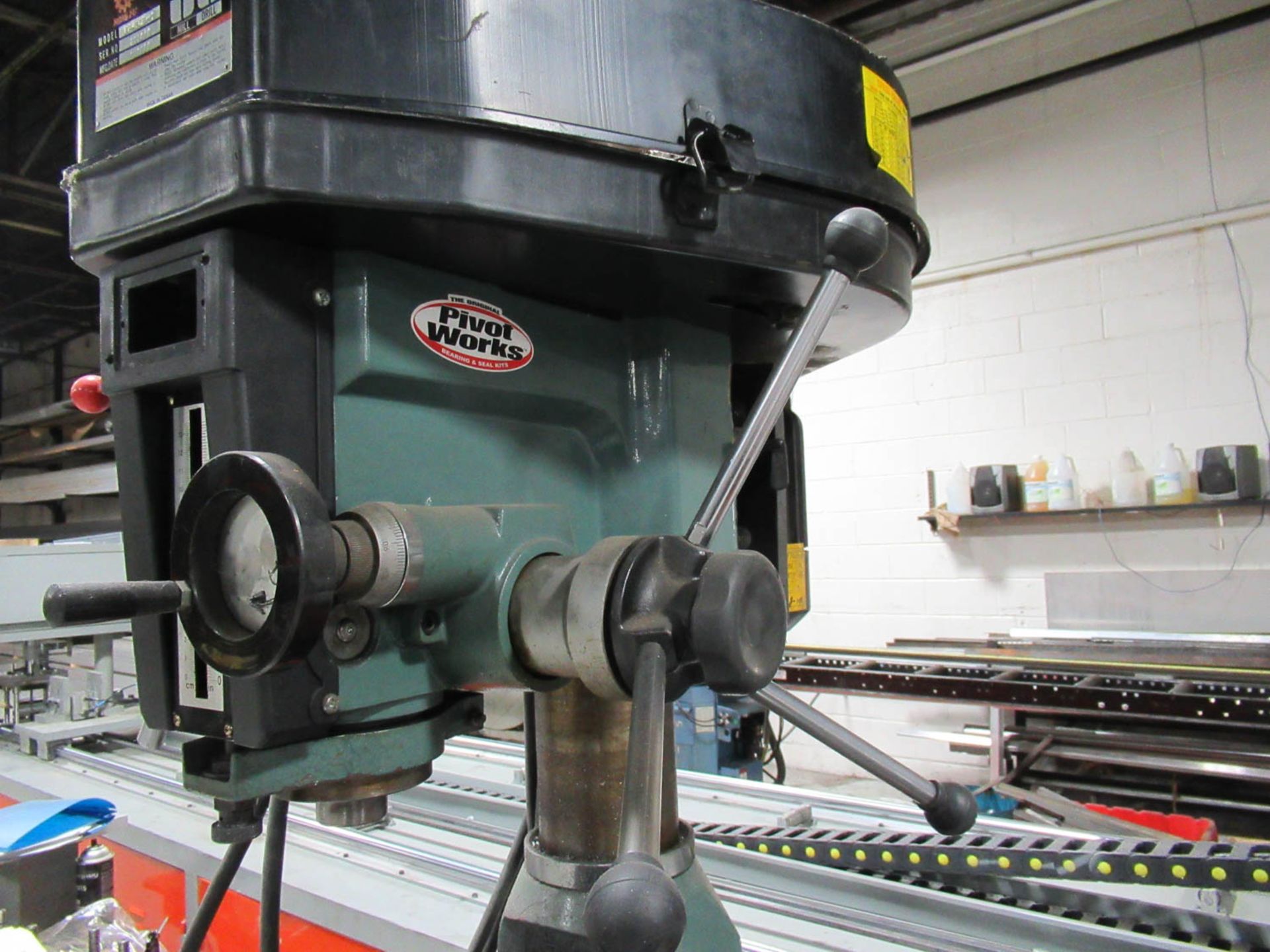 RONG-FU MDL. RF-30B-1 BENCH TYPE MILL DRILL, 8" X 28-1/2" TABLE, 5" QUILL TRAVEL, 2HP, 1/60, 6" - Image 4 of 5