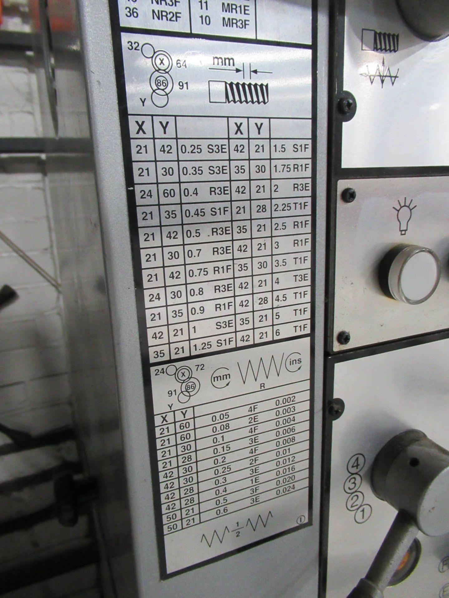 14" / 21" VECTRAX TYPE 82837915 GAP LATHE, 18-SPINDLE SPEEDS, 70-1500 RPM, 1-1/2" SPINDLE BORE, INCH - Image 6 of 9