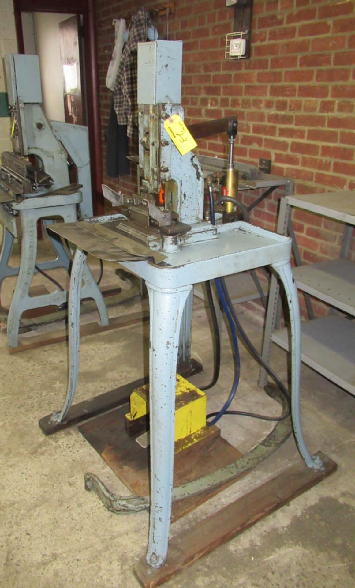 #2 PNEUMATIC KICK PRESS, WITH KICK PEDAL TO CONVERT TO MANUAL