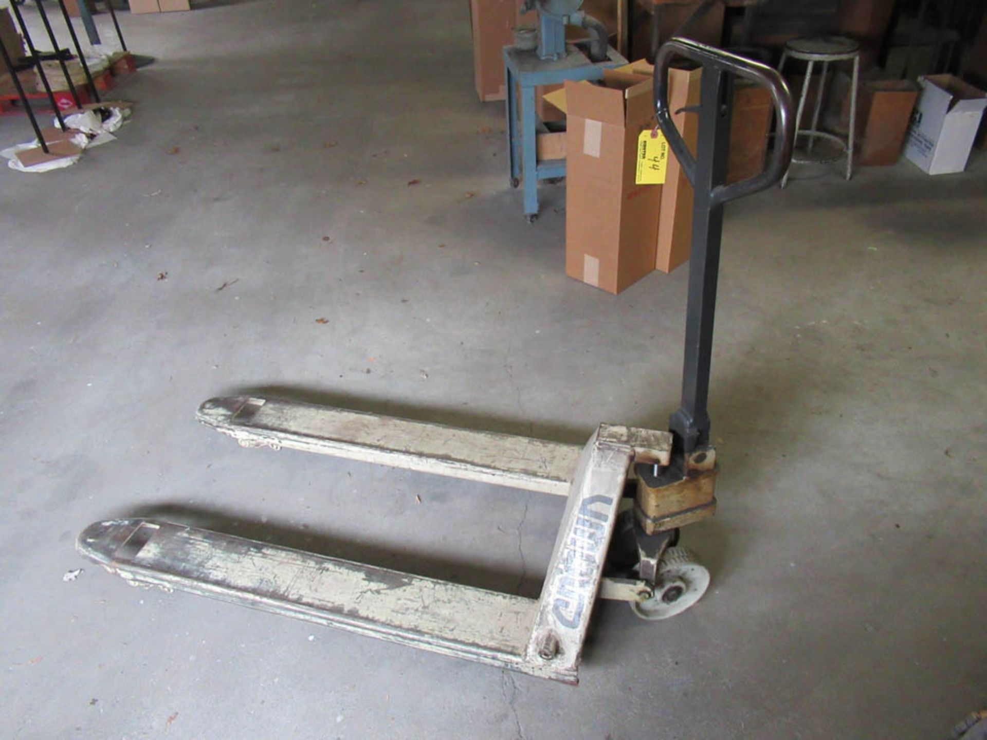 CROWN PALLET JACK, 48" FORKS - Image 2 of 2