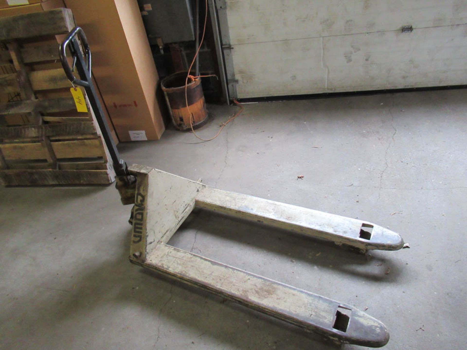 CROWN PALLET JACK, 48" FORKS