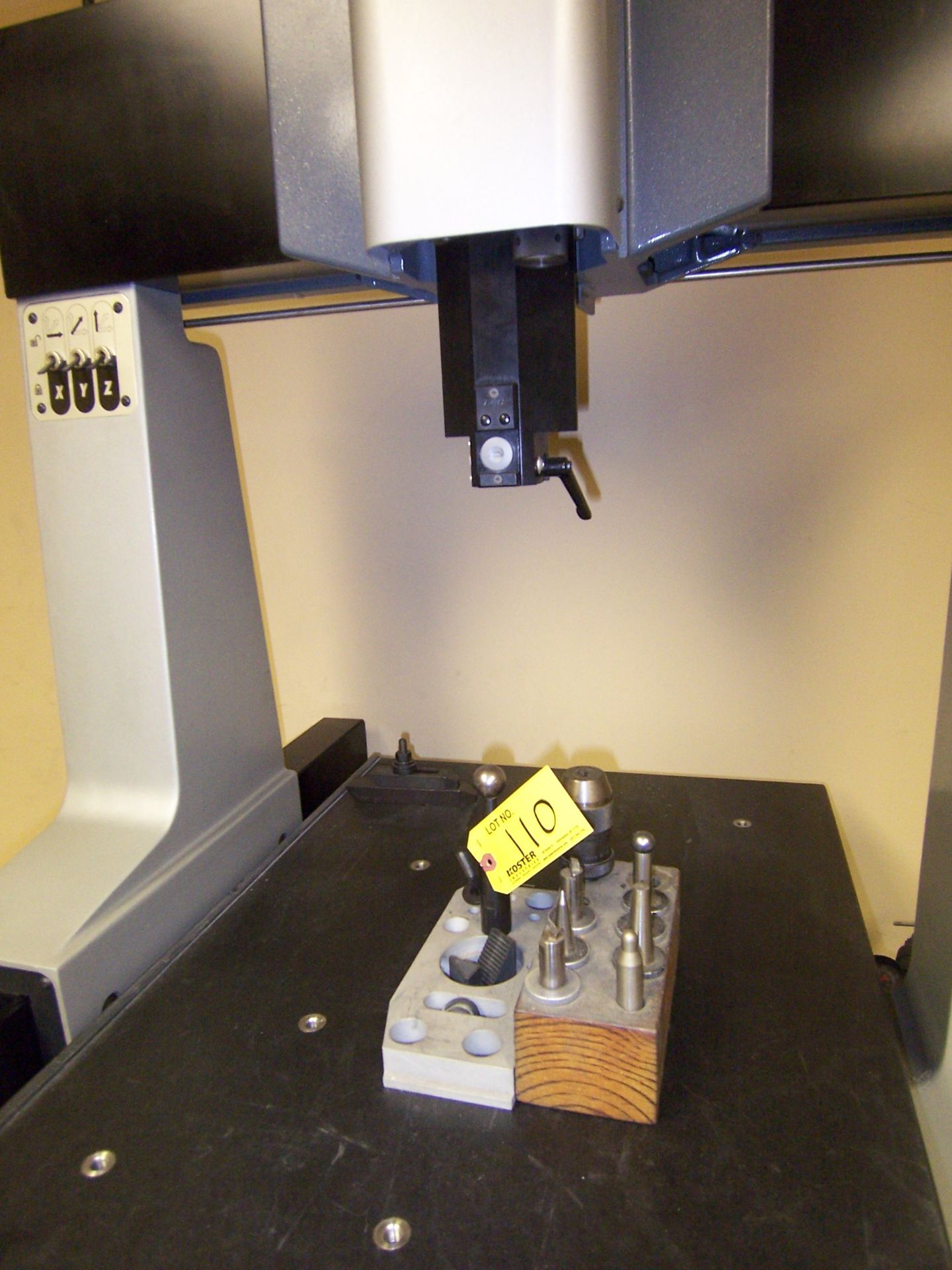 BROWN & SHARPE "GAGE 2000" COORDINATE MEASURING MACHINE WITH 22" X 29" DRILLED & TAPPED GRANITE - Image 3 of 3