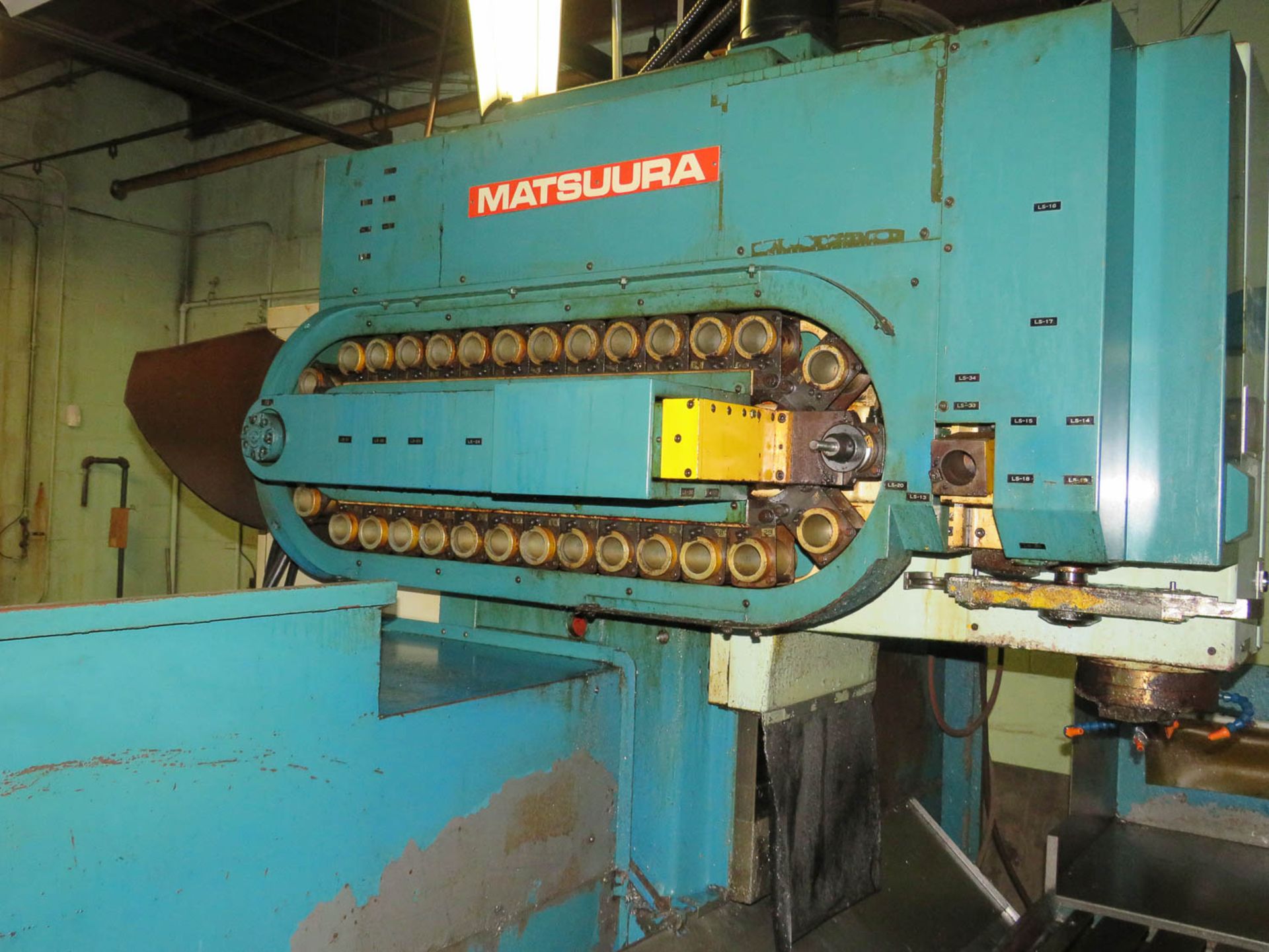 MATSUURA MDL. MC-1000VS2 CNC VERTICAL MACHINING CENTER, 19.7" X 47.2" TABLE, BT40 TAPER SPINDLE, 30 - Image 5 of 8