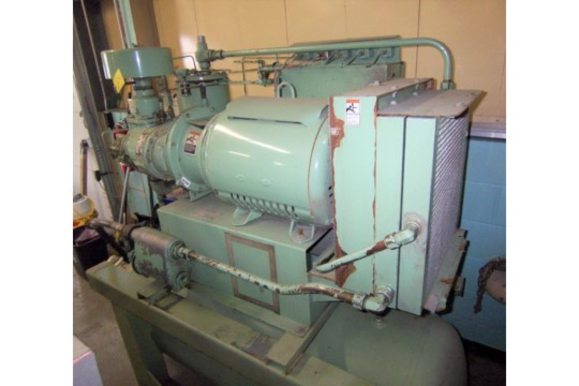 40 HP SULLAIR ROTARY SCREW AIR COMPRESSOR, S/N: 003-106215 [LOCATED AT 130 SALT POINT TURNPIKE,