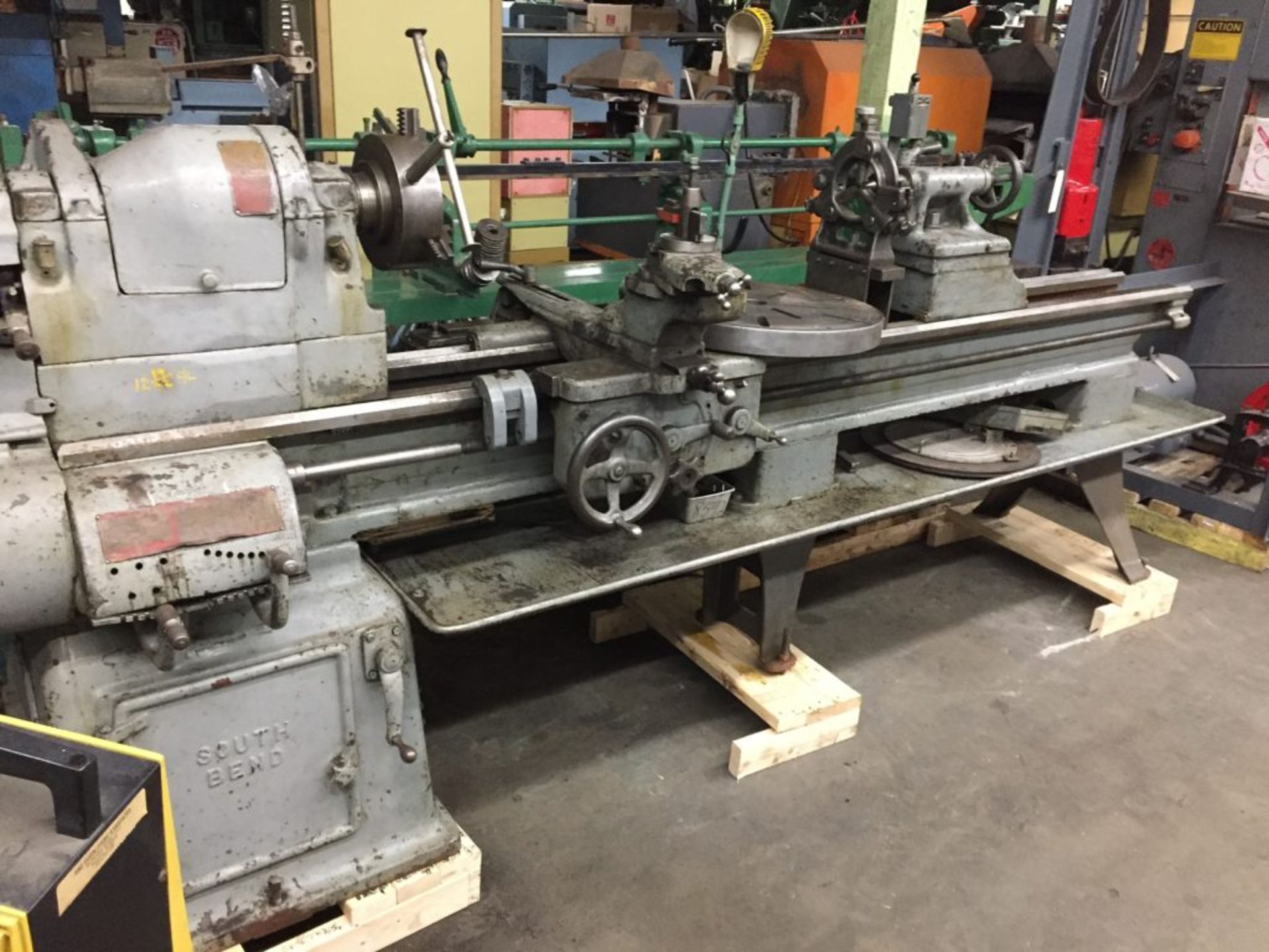 SOUTHBEND 25" X 78" PRECISION METAL CUTTING LATHE - Image 2 of 9