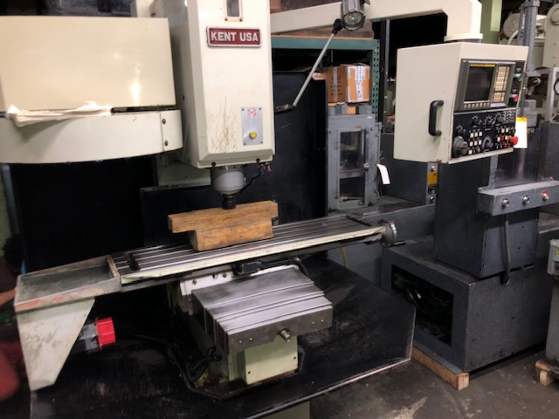 KENT USA MDL. TW-32-MV CNC BED MILL, FANUC 3-AXIS O-MD CONTROL - Image 12 of 30