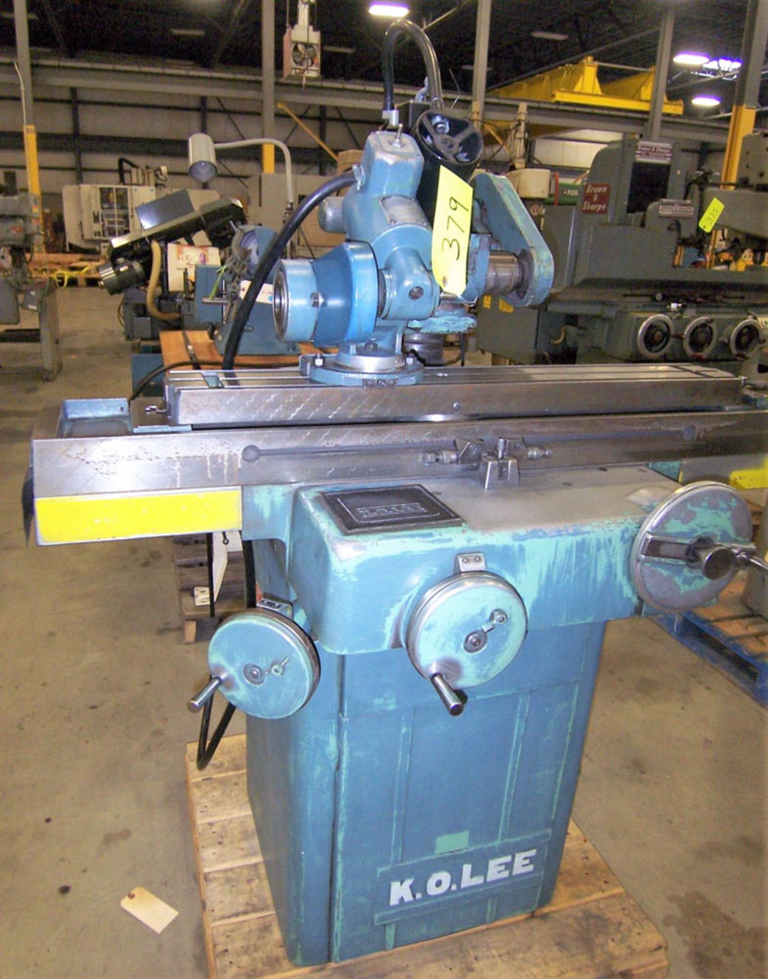 K.O. LEE MDL. B2000 UNIVERSAL TOOL & CUTTER GRINDER, WITH 8-1/4" X 32" TABLE, 32" DISTANCE BETWEEN