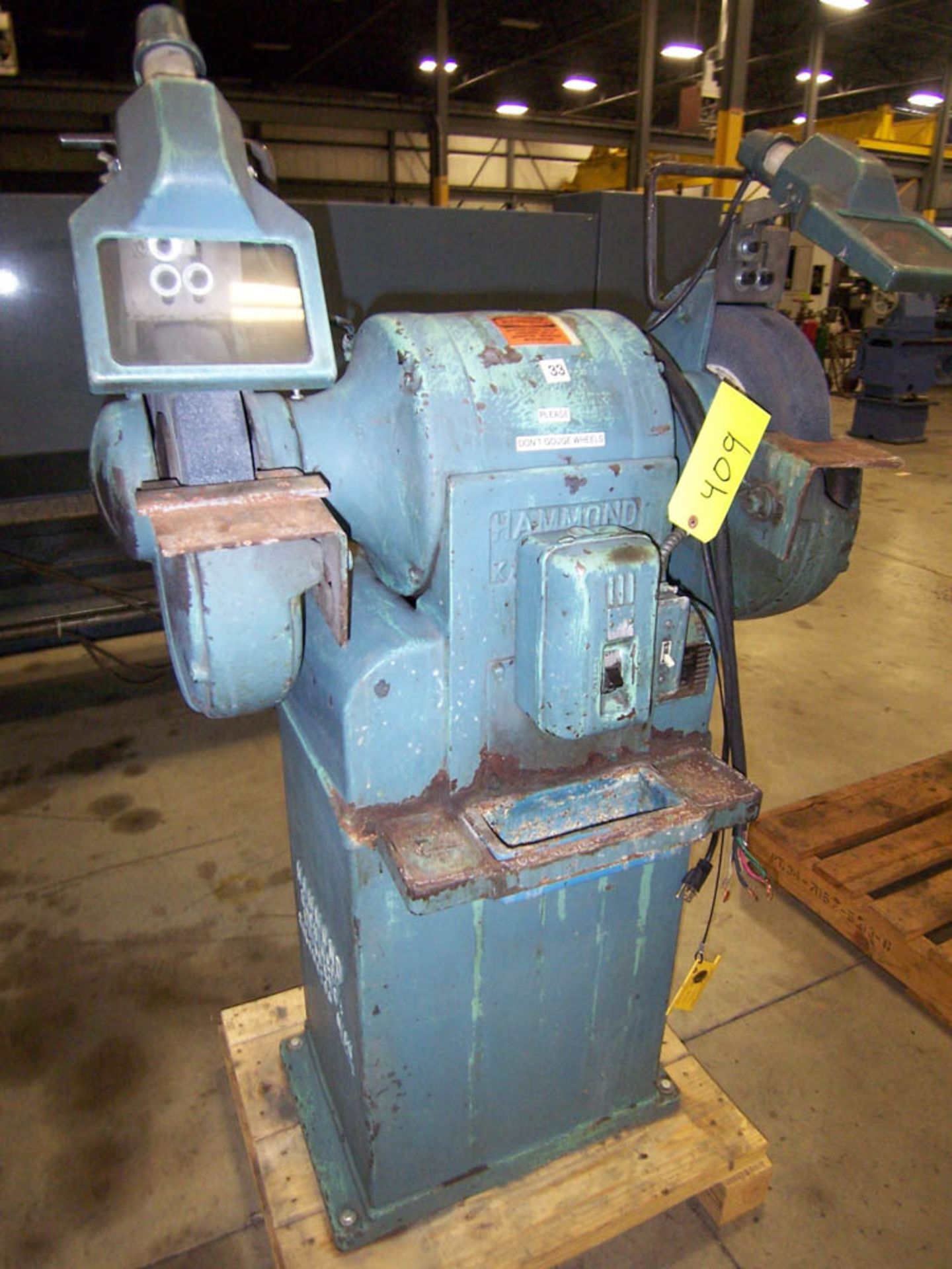 HAMMOND 12" DOUBLE END PEDESTAL GRINDER - Image 2 of 2