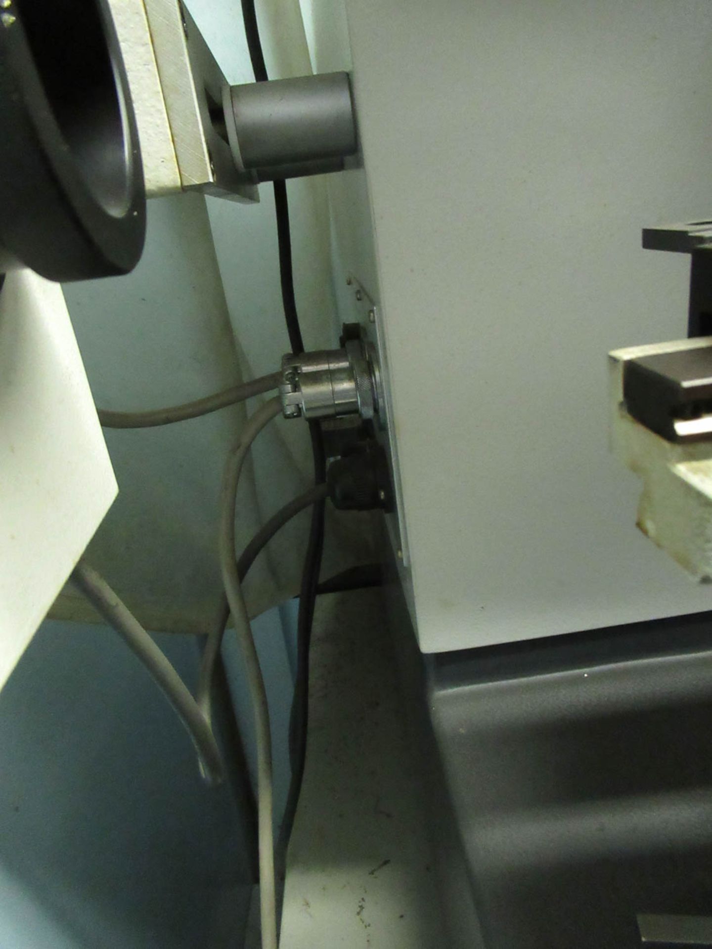 13" MITUTOYO PH-350 COMPARATOR, SURFACE ILLUMINATION, 5-7/8" X 15-3/4" TABLE, MITUTOYO 2-AXIS - Image 3 of 6