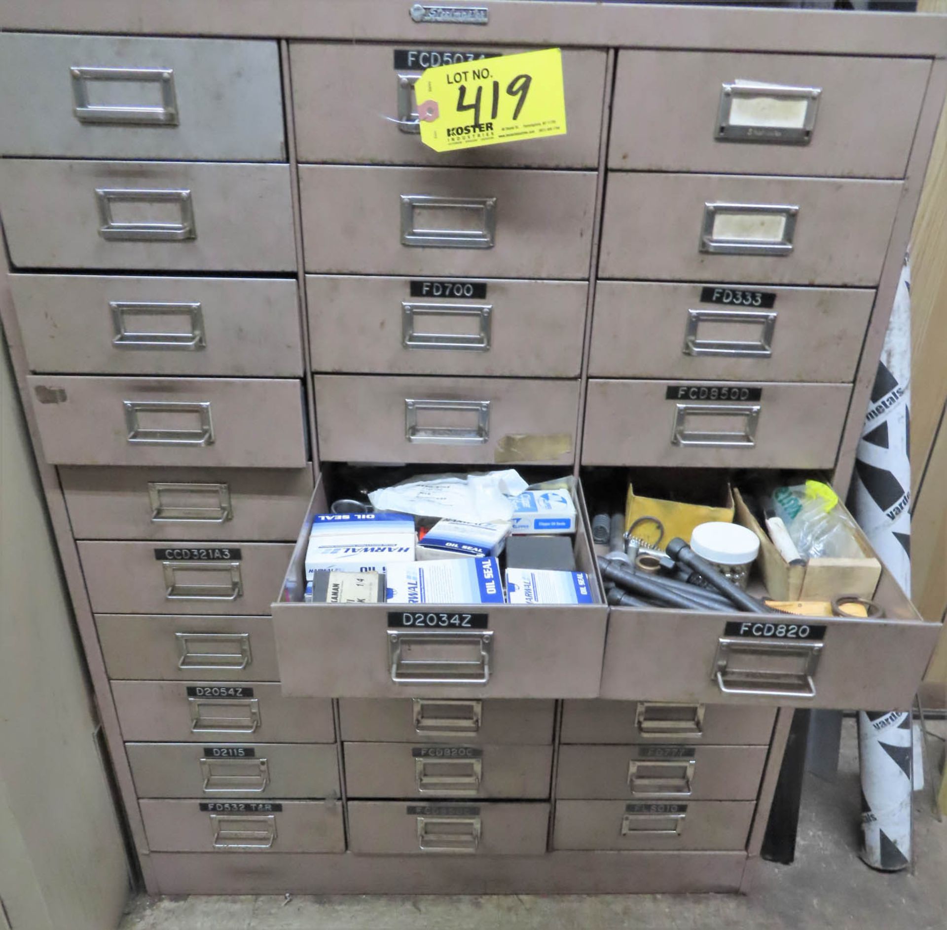 STEEL MASTER 30-DRAWER PARTS CABINET WITH CONTENTS