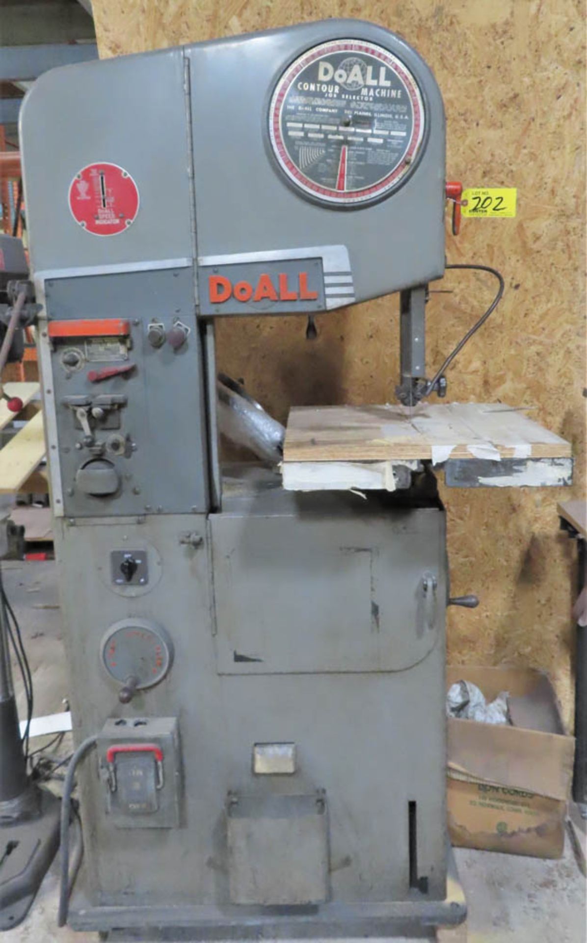 DOALL 16" VERTICAL BAND SAW WITH 20.5" X 20.5" TABLE, BLADE WELDING GRINDER ATTACHMENT