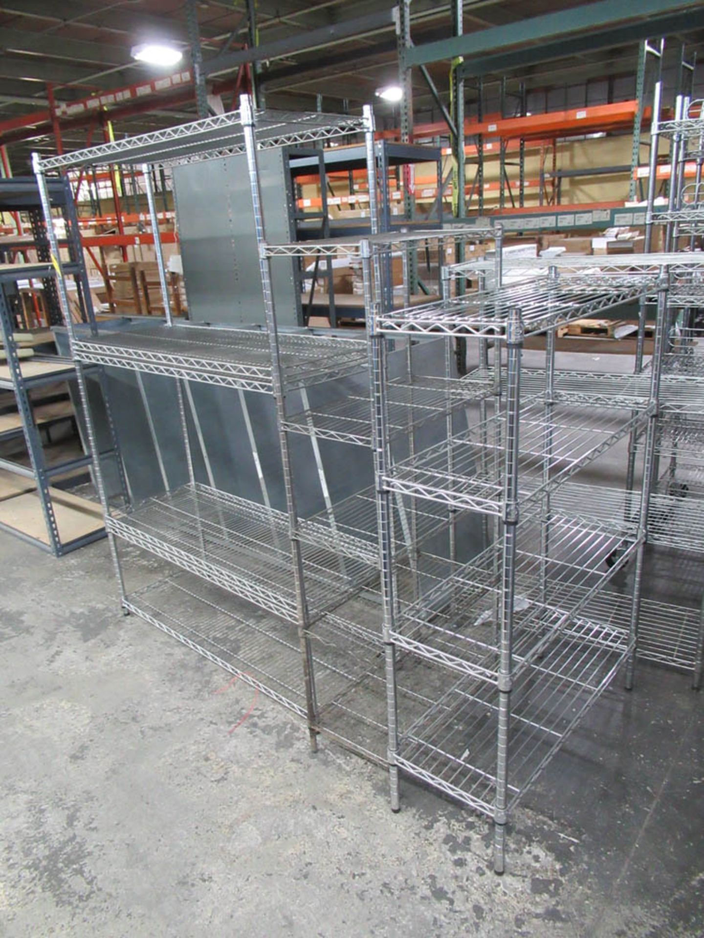 [3] STATIONARY WIRE RACKS