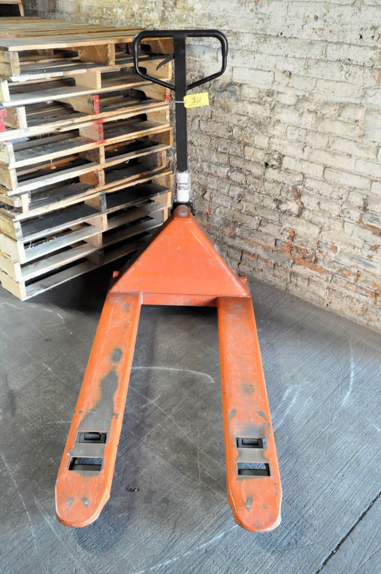 HAUL MASTER 5,000-LBS. CAPACITY HYDRAULIC PALLET JACK