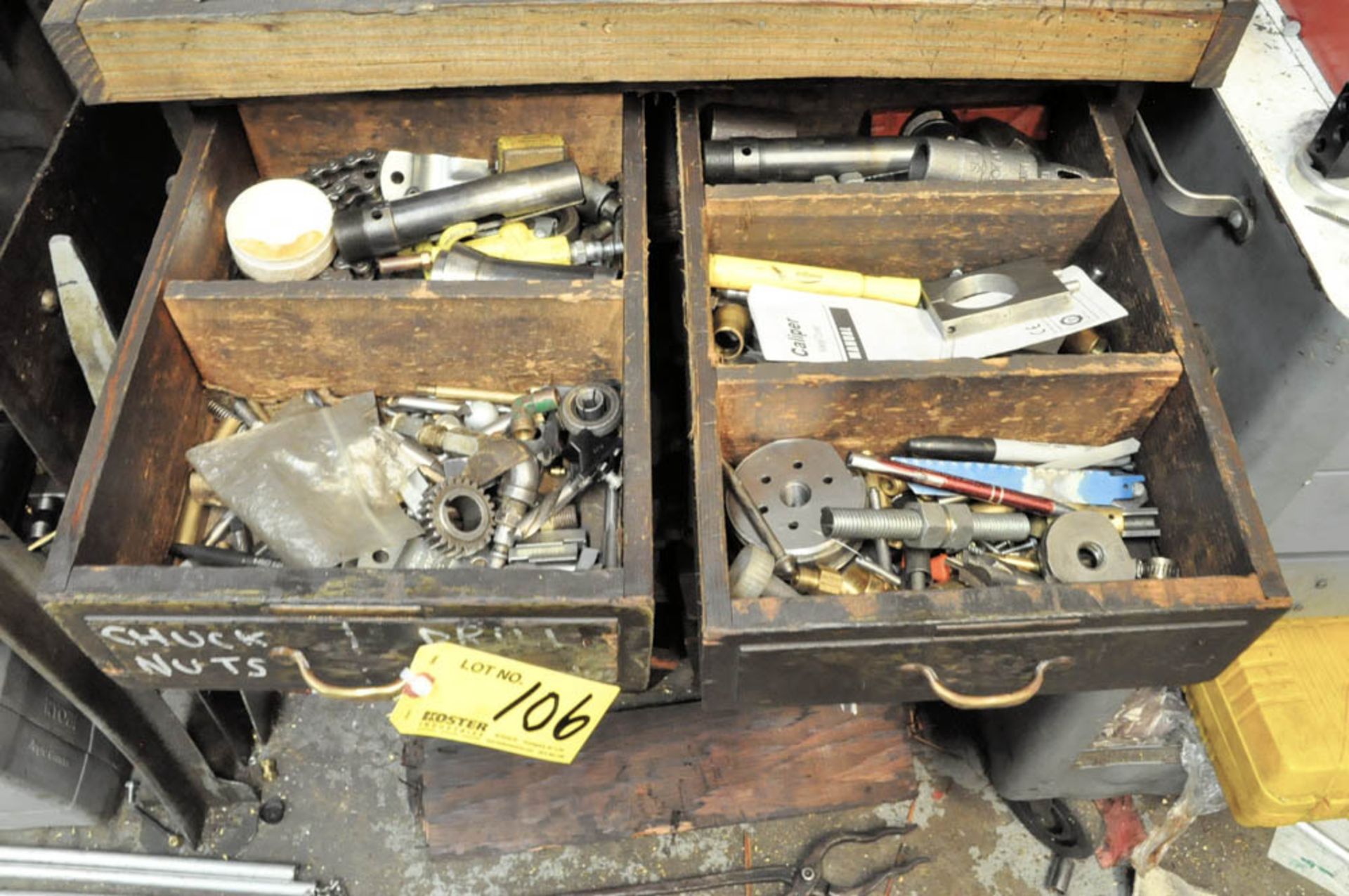 BENCH WITH VISE, ORGANIZER CABINET WITH MAINTENANCE HARDWARE, CUTOFF SAW, ETC. - Image 5 of 7