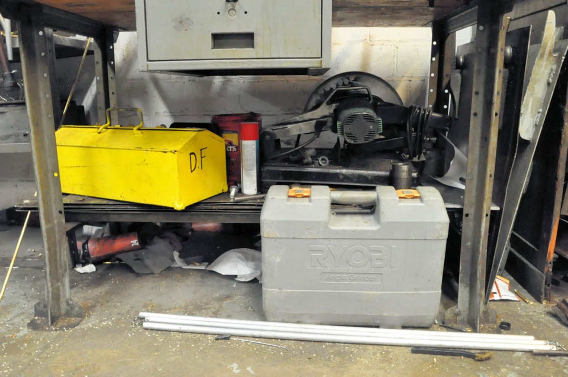 BENCH WITH VISE, ORGANIZER CABINET WITH MAINTENANCE HARDWARE, CUTOFF SAW, ETC. - Image 3 of 7