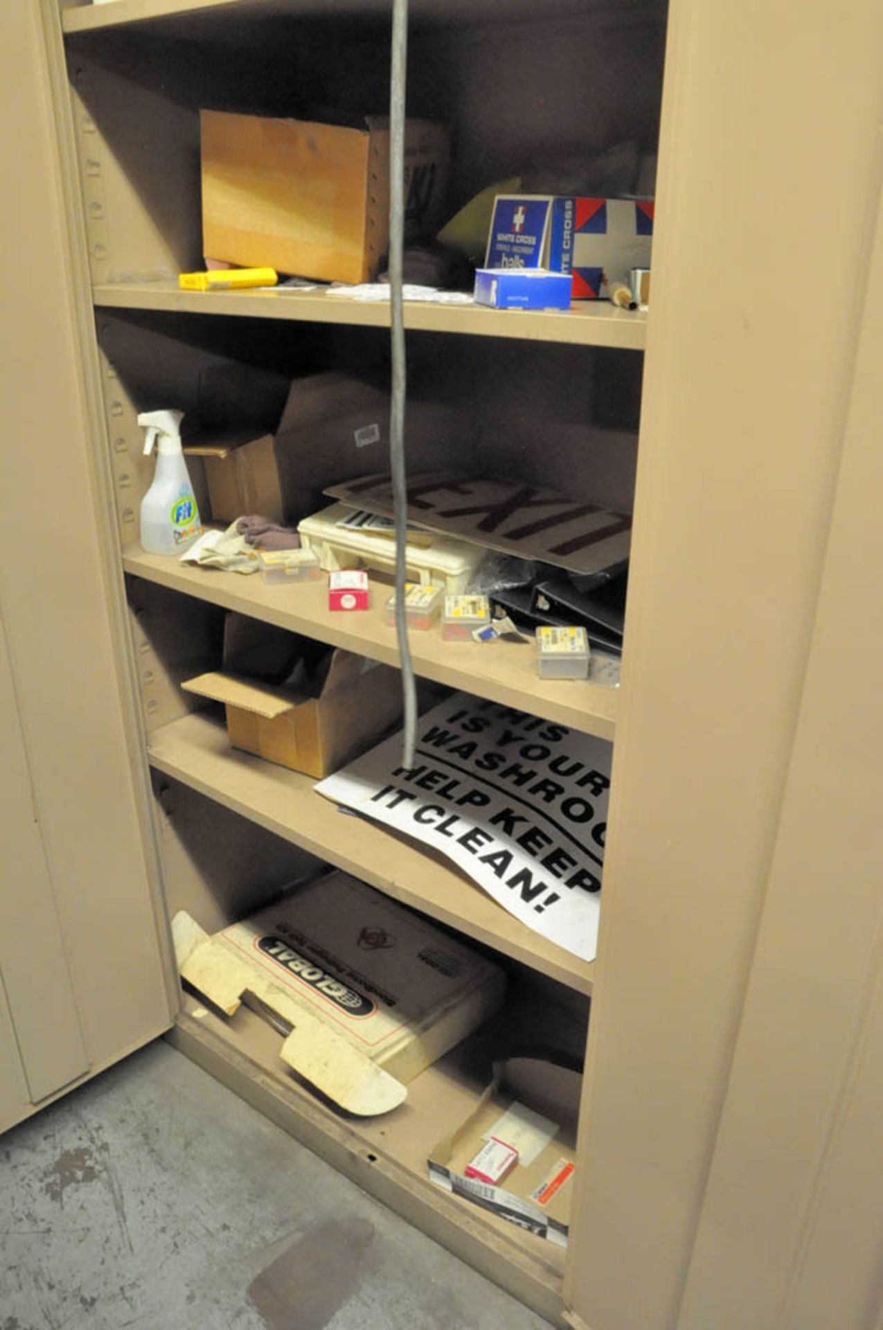 (4) STORAGE CABINETS WITH MACHINE MAINTENANCE CONTENTS - Image 4 of 6