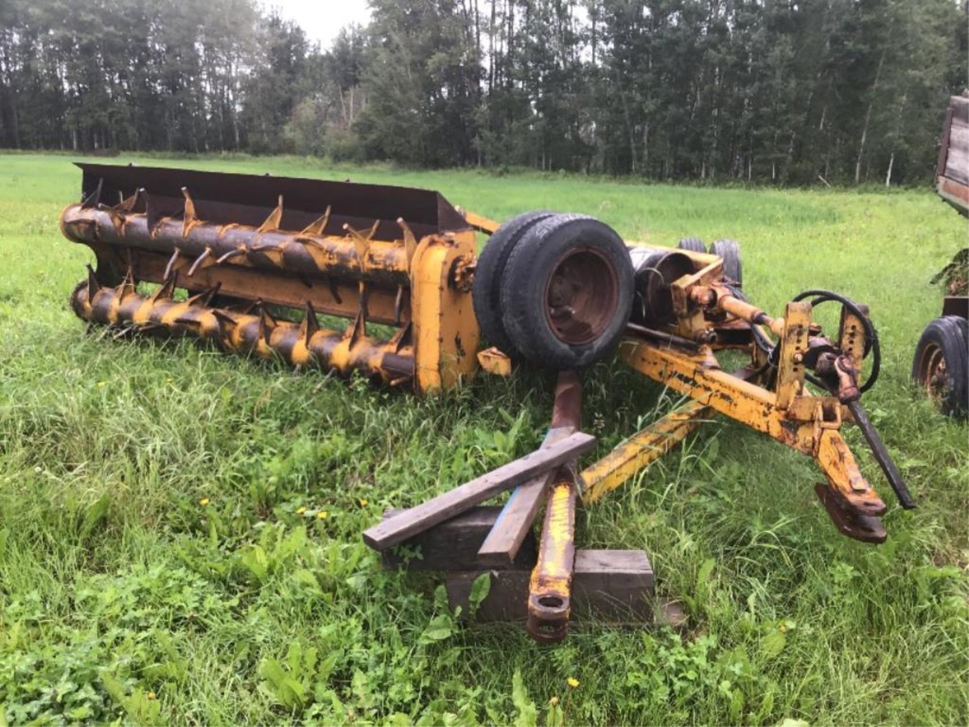 Double Drum 10ft Root Picker Right Hand, Tire Drive Right Hand, Tire Drive