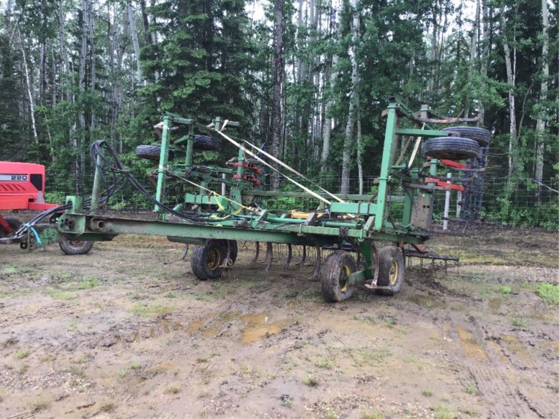 John Deere 655 28ft Deep Tillage Cultivator 12in Spacing, 16in Shovels, Mounted Morris Harrows, Rear