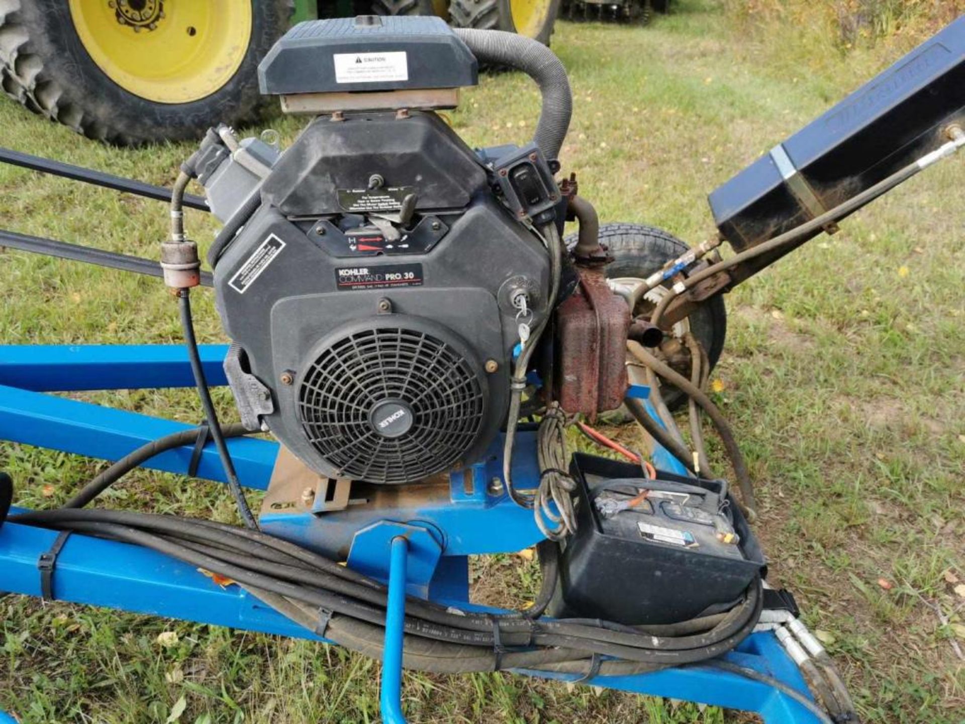 852 Brandt Supercharged Self Mover Auger 30hp Kohler Eng - Image 4 of 7