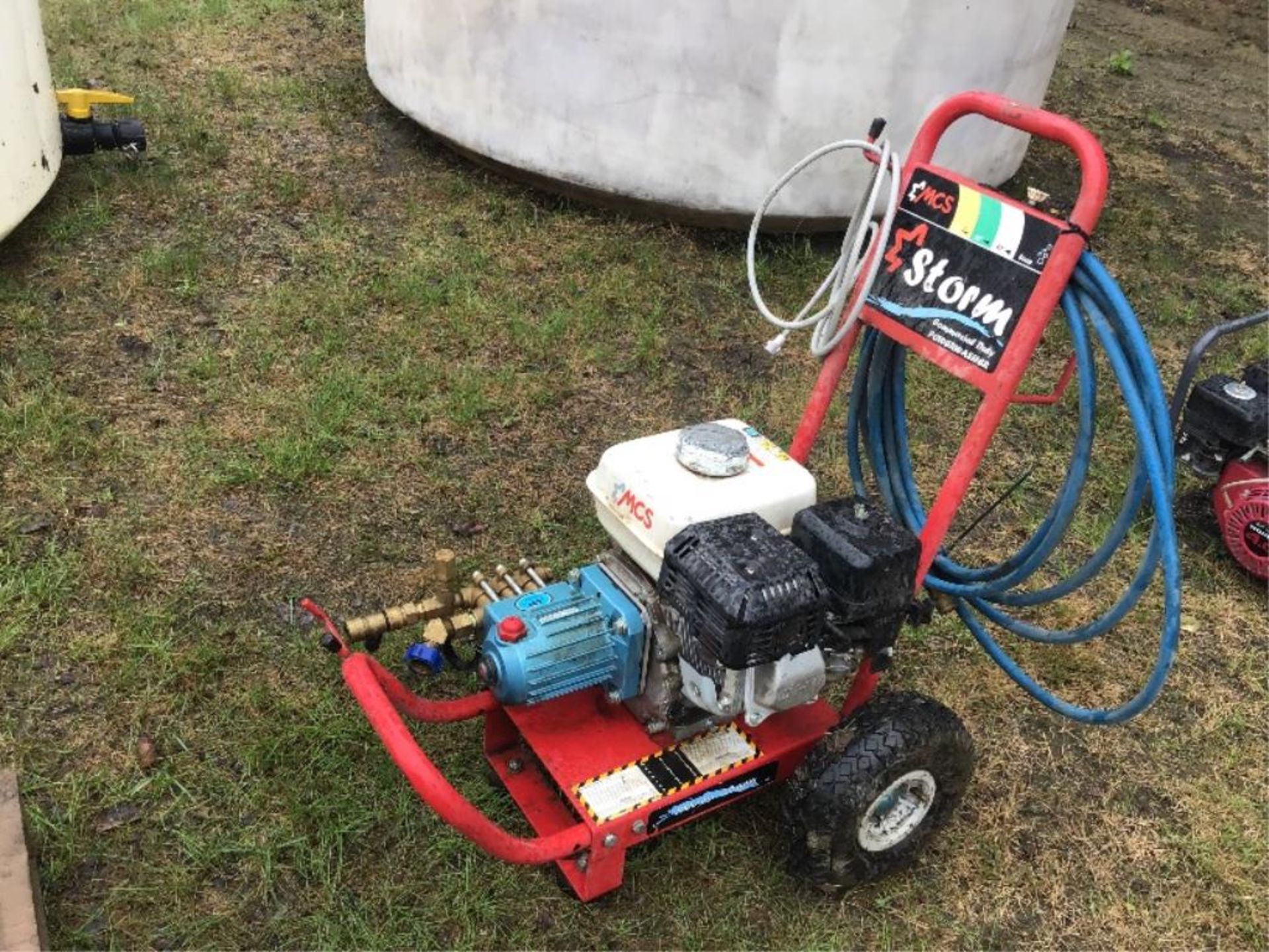 Gas Powered Pressure Washer w/Honda Engine