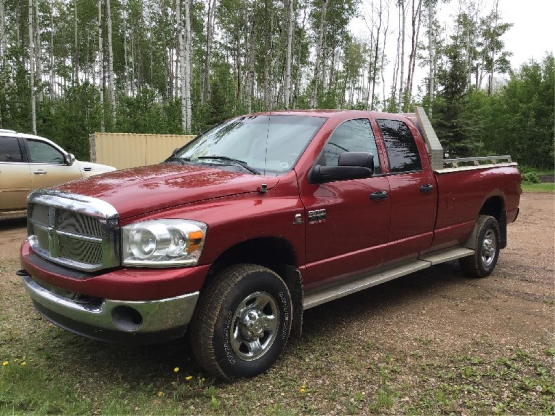 2007 Dodge Ram 3500 Cummins Crew Cab L/B 4x4 Pickp VIN 3D7MX38A48G112602 334,000km, A/T, New Brakes, - Image 2 of 17