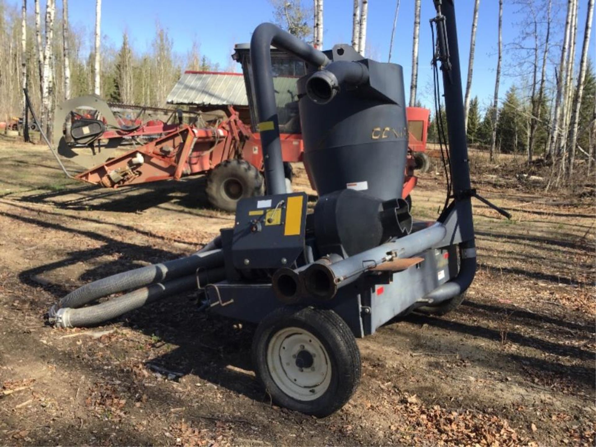 Conveyair 5005 Grain Vac (Not in Operating Order) Mr Peters has used it for quite a while.