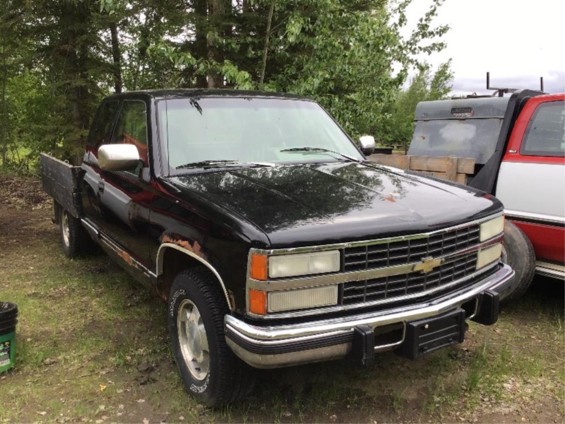 1993 Chevy Ext/Cab 4x4 Deck Truck 6.2L Diesel, A/T, VIN 2GCEK19COP1125758 393874km - Image 3 of 4