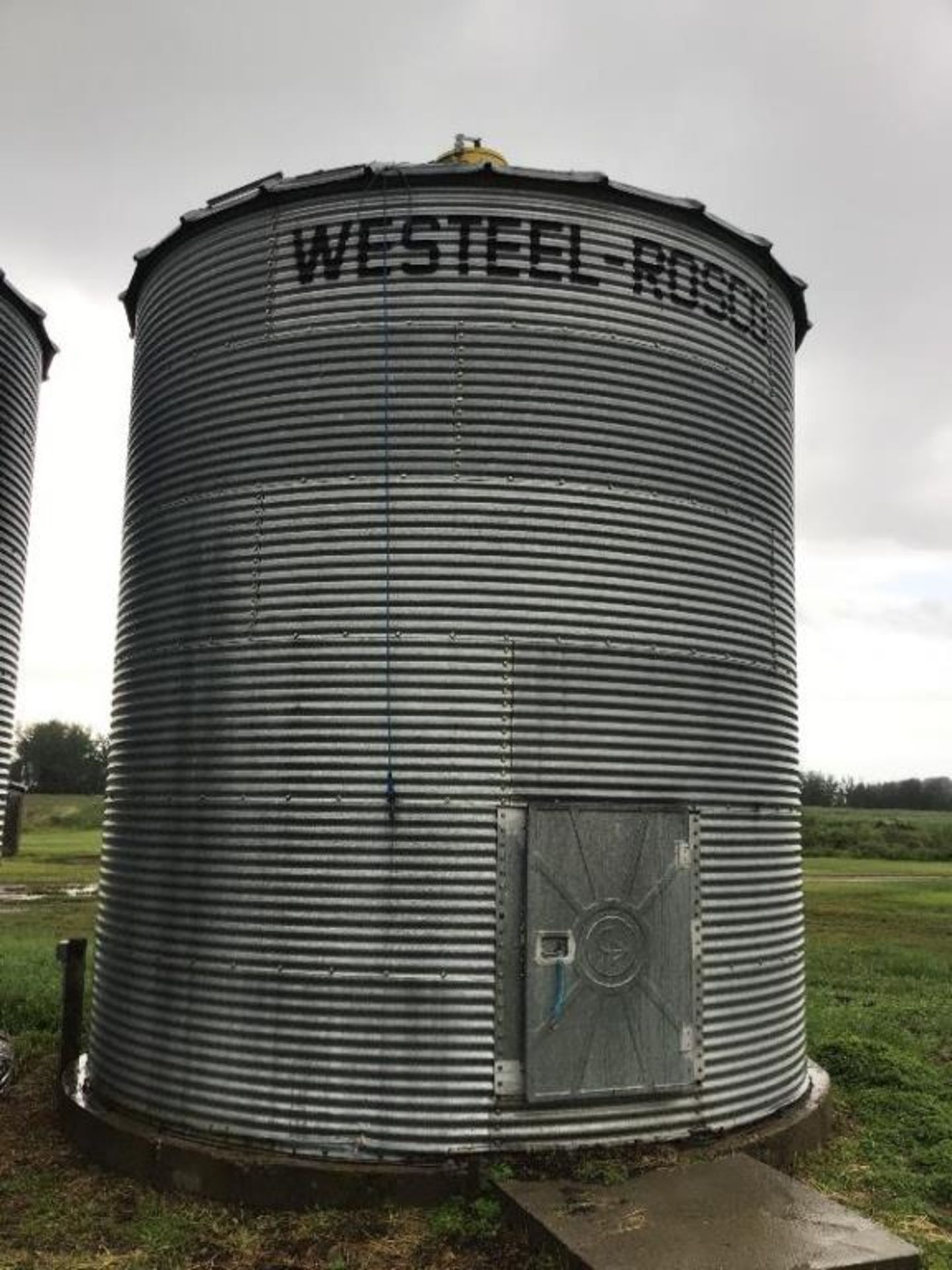 2000bu Westeel Rosco 14' x 6-Ring Grain Bin (No Floor) Floor Aeration in Concrete Floor, OPI Cable &