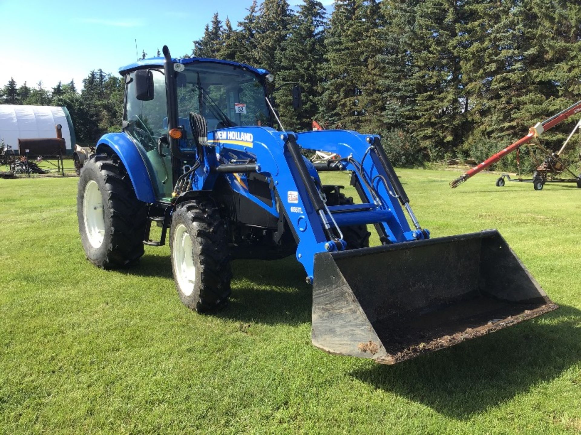 2014 New Holland T4.75 Powerstar MFWD Tractor s/n ZEAH02081 363hrs, 75hp, 540PTO, 3pt, (3)- Rear