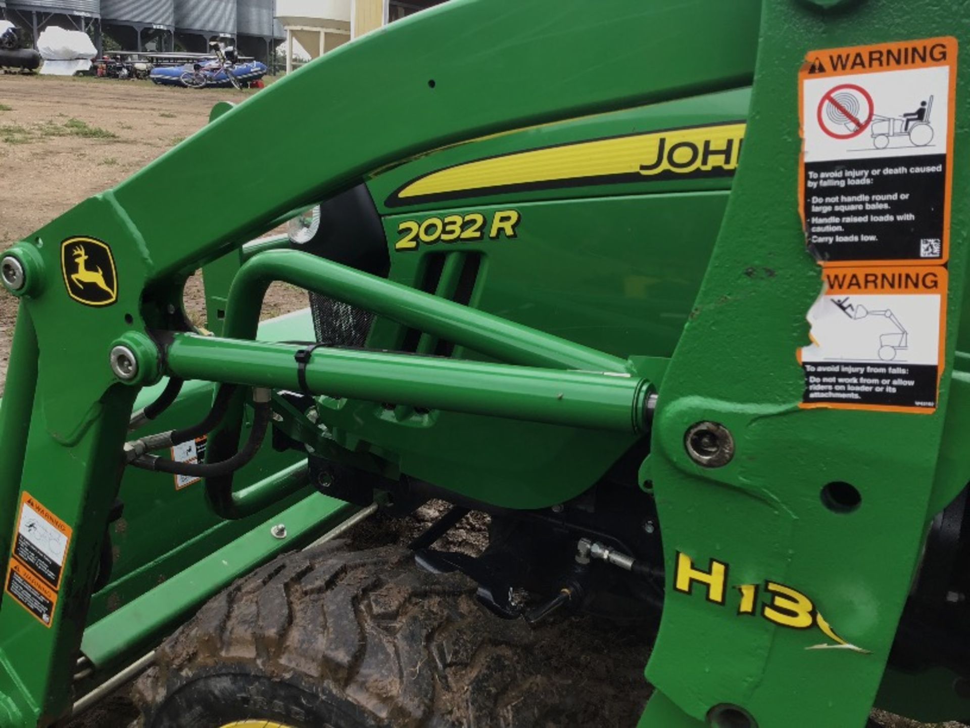 2016 John Deere 2032R HST MFWD Tractor s/n 1LV2032RLEH114076 345hrs, 3pt, 540PTO, 14-17.5rr, 23×8. - Image 10 of 11