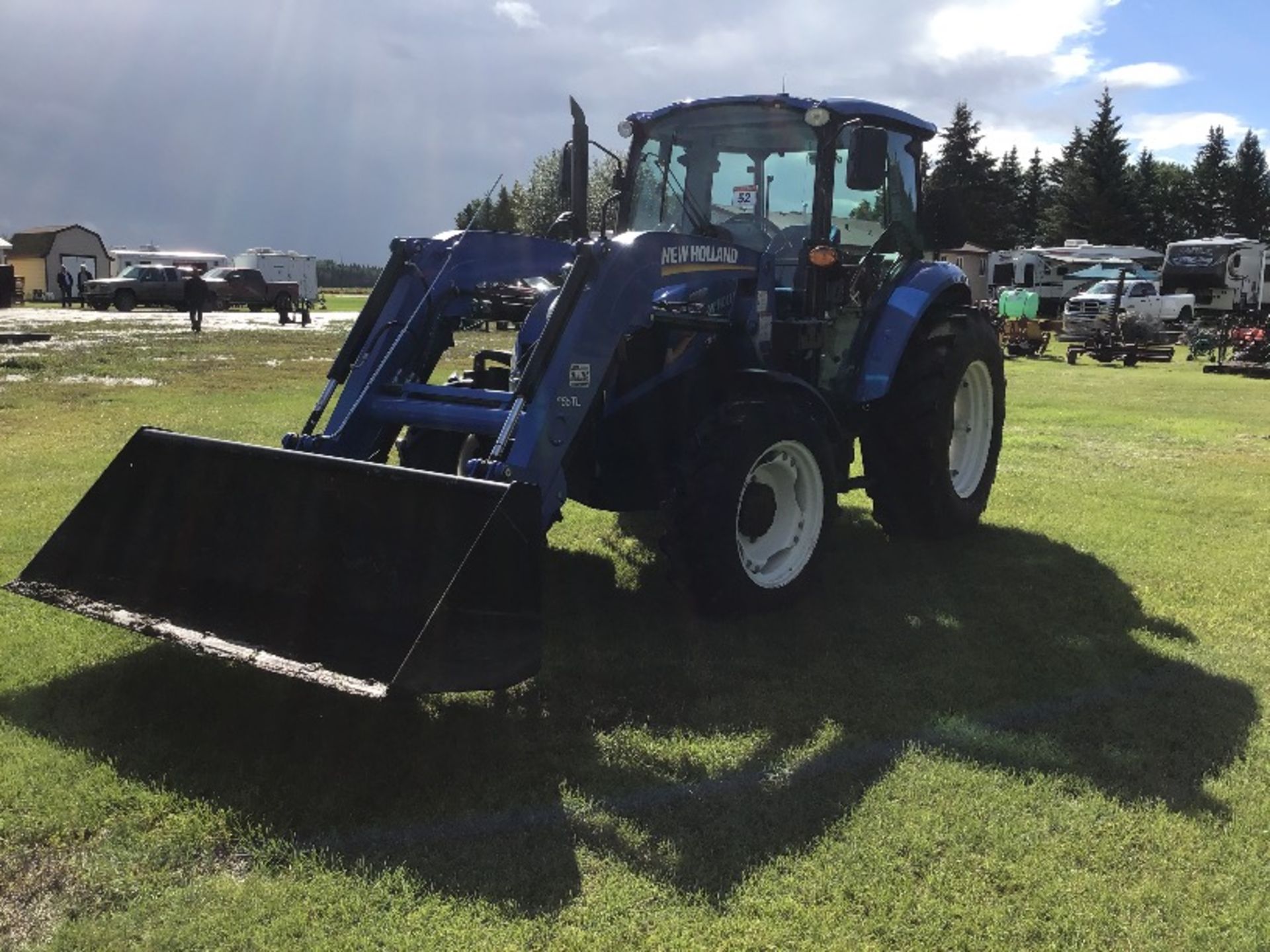 2014 New Holland T4.75 Powerstar MFWD Tractor s/n ZEAH02081 363hrs, 75hp, 540PTO, 3pt, (3)- Rear - Image 2 of 14