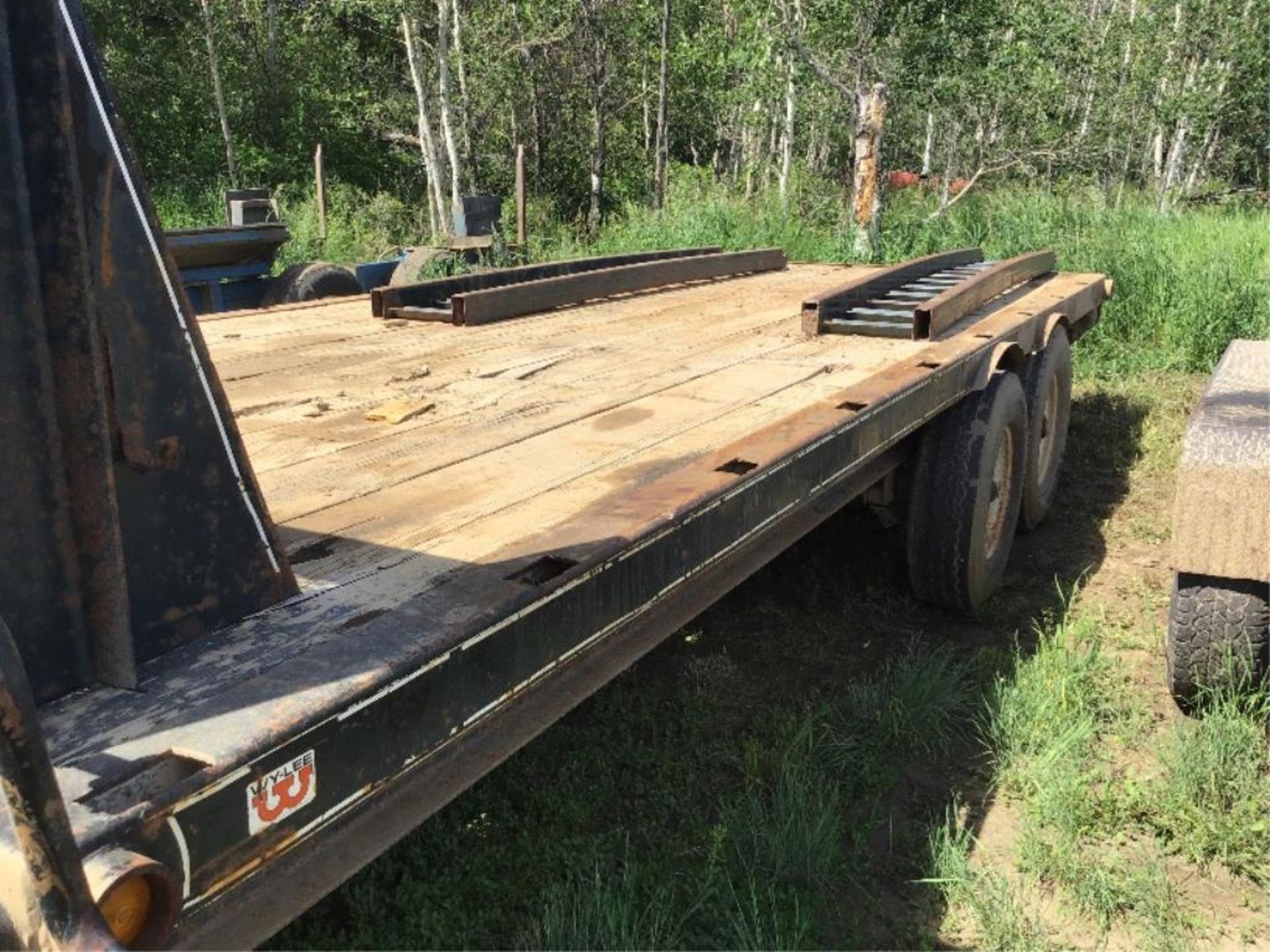 1985 Wy-Lee 18ft T/A Gooseneck Hitch Deck Trailer VIN 2W9FG18F371005004 7000lb Axles, Loading Ramps. - Image 6 of 6
