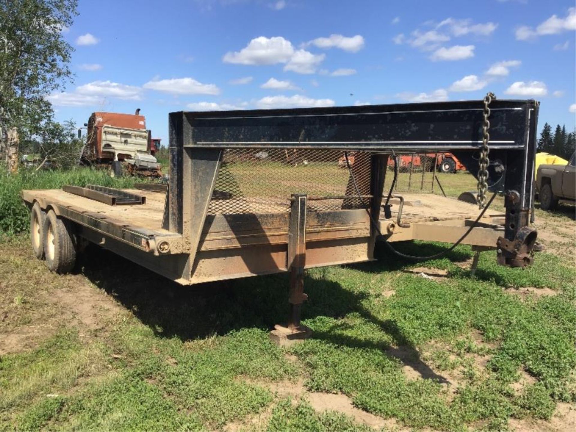 1985 Wy-Lee 18ft T/A Gooseneck Hitch Deck Trailer VIN 2W9FG18F371005004 7000lb Axles, Loading Ramps. - Image 2 of 6