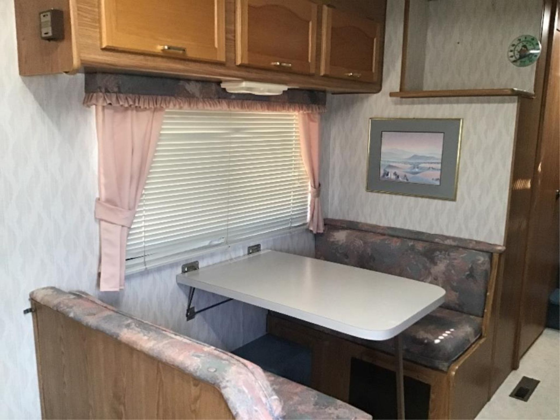 1993 Corsairs Excella 5th Wheel Holiday Trailer - Image 8 of 14
