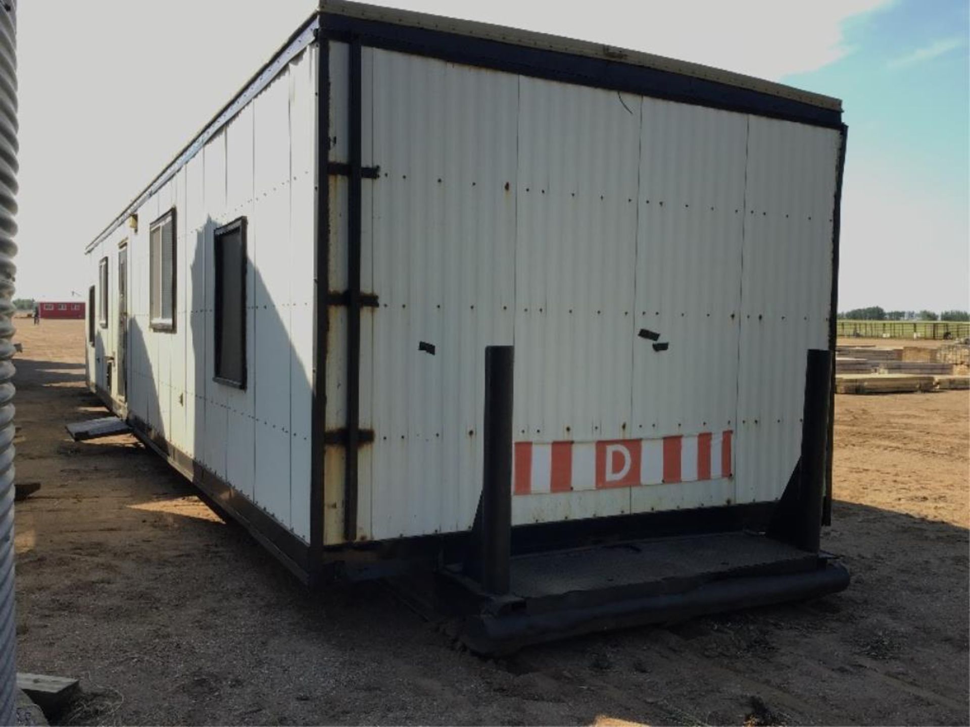 12' x 54'Double-Ender Self-Contained Well-Site Trt 3-Bedroom, 2-Bath, Bunk Beds, Washer & Dryer,