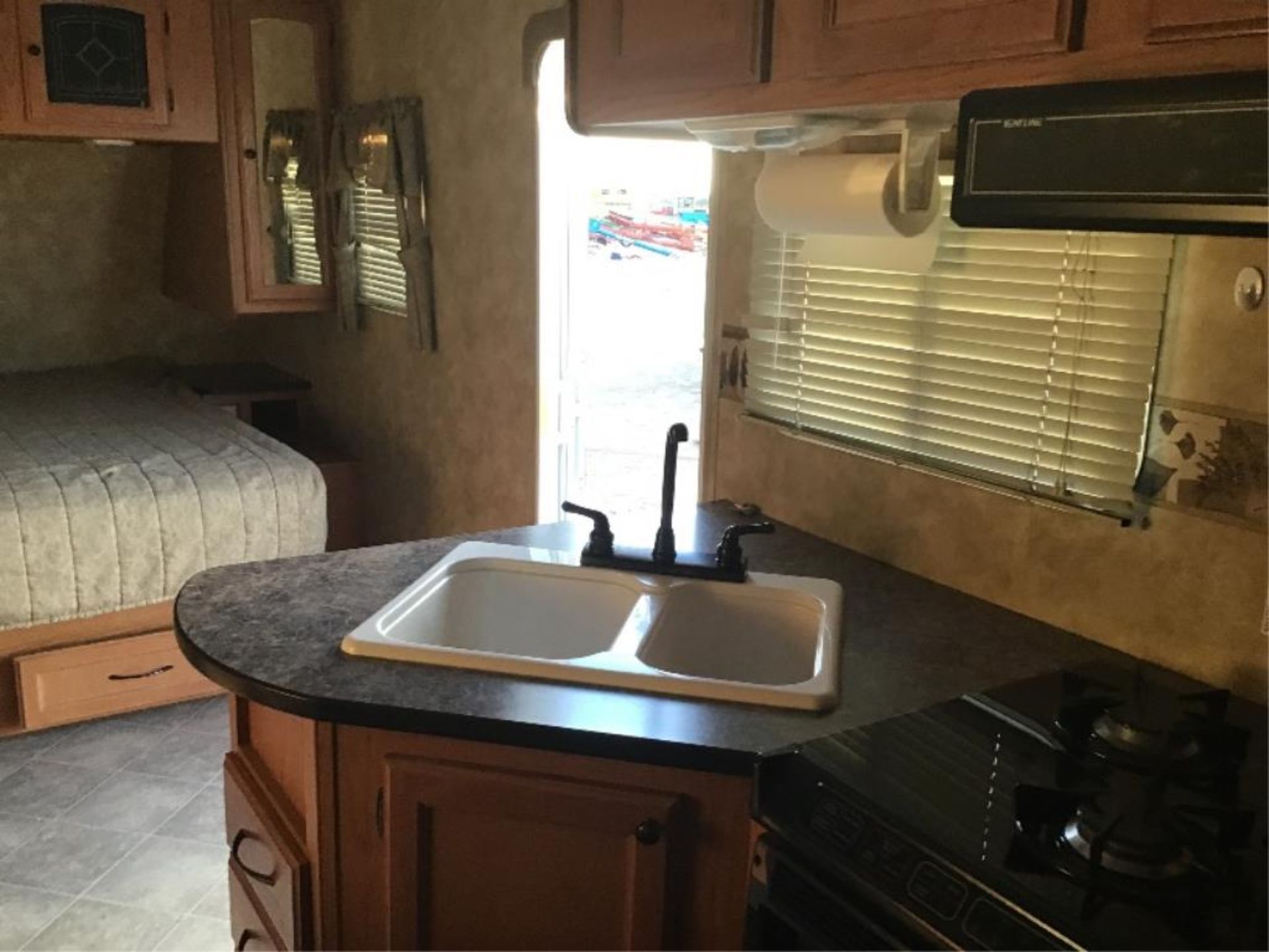 2008 Northtrail 21FBS UltraLite Travel Trailer VIN 5SFNT21299E101740 Single Slide, Sleeps 4, 2- - Image 11 of 15