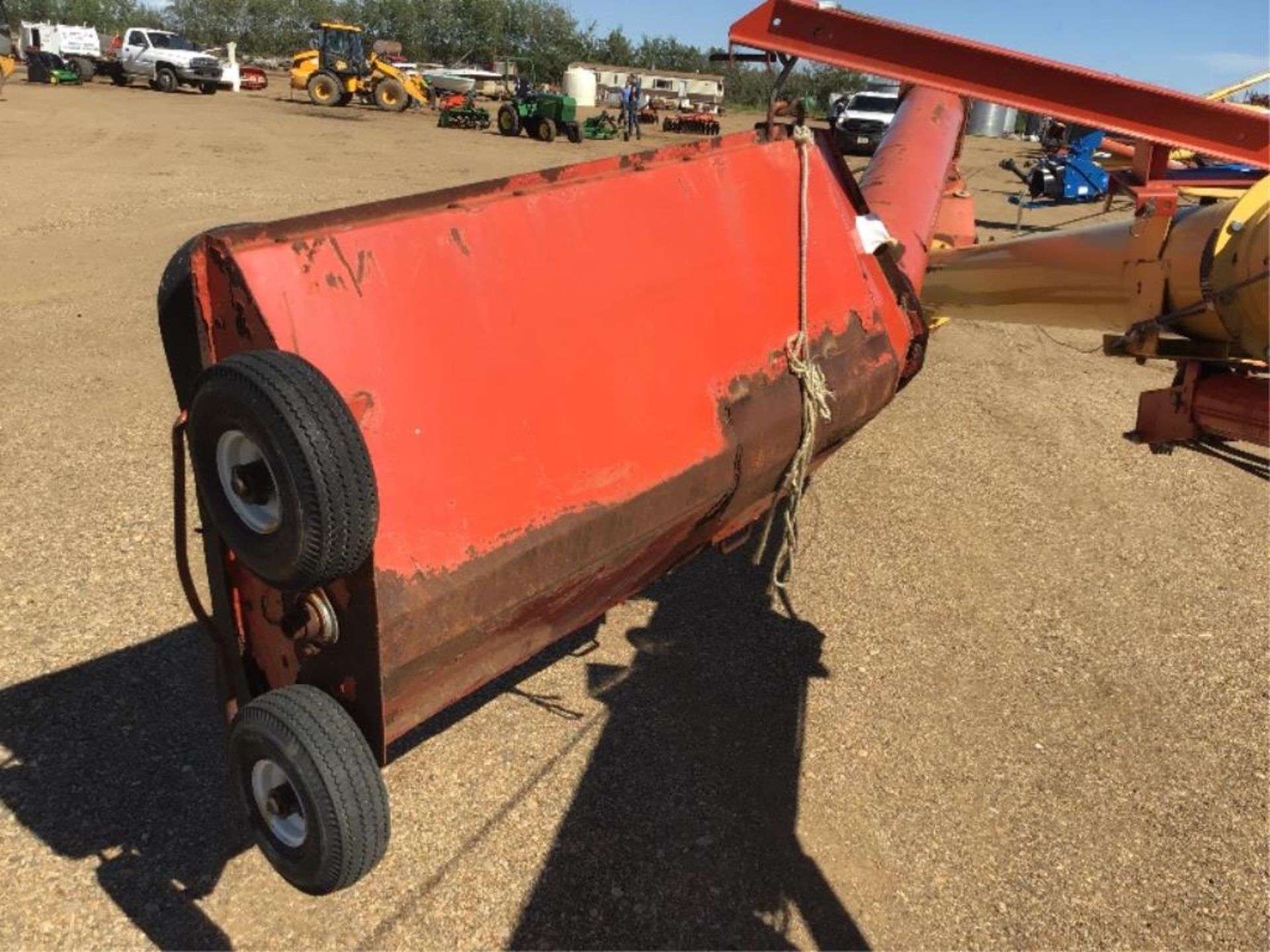 Westfield TR100-61 Mechanical Drive Swing Auger 540PTO. Lot #s' 98 & 99 Selling on Choice. - Image 6 of 7
