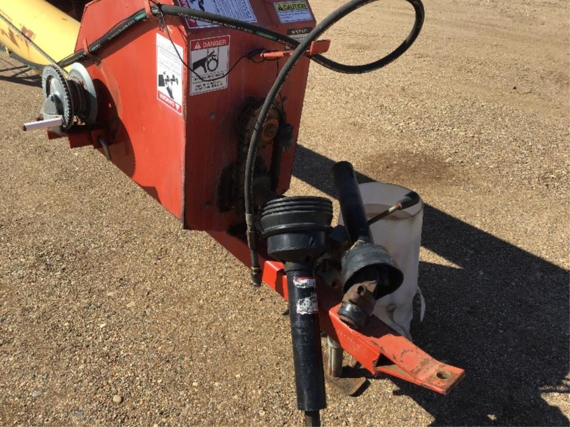 Westfield TR100-61 Mechanical Drive Swing Auger 540PTO. Lot #s' 98 & 99 Selling on Choice. - Image 3 of 7