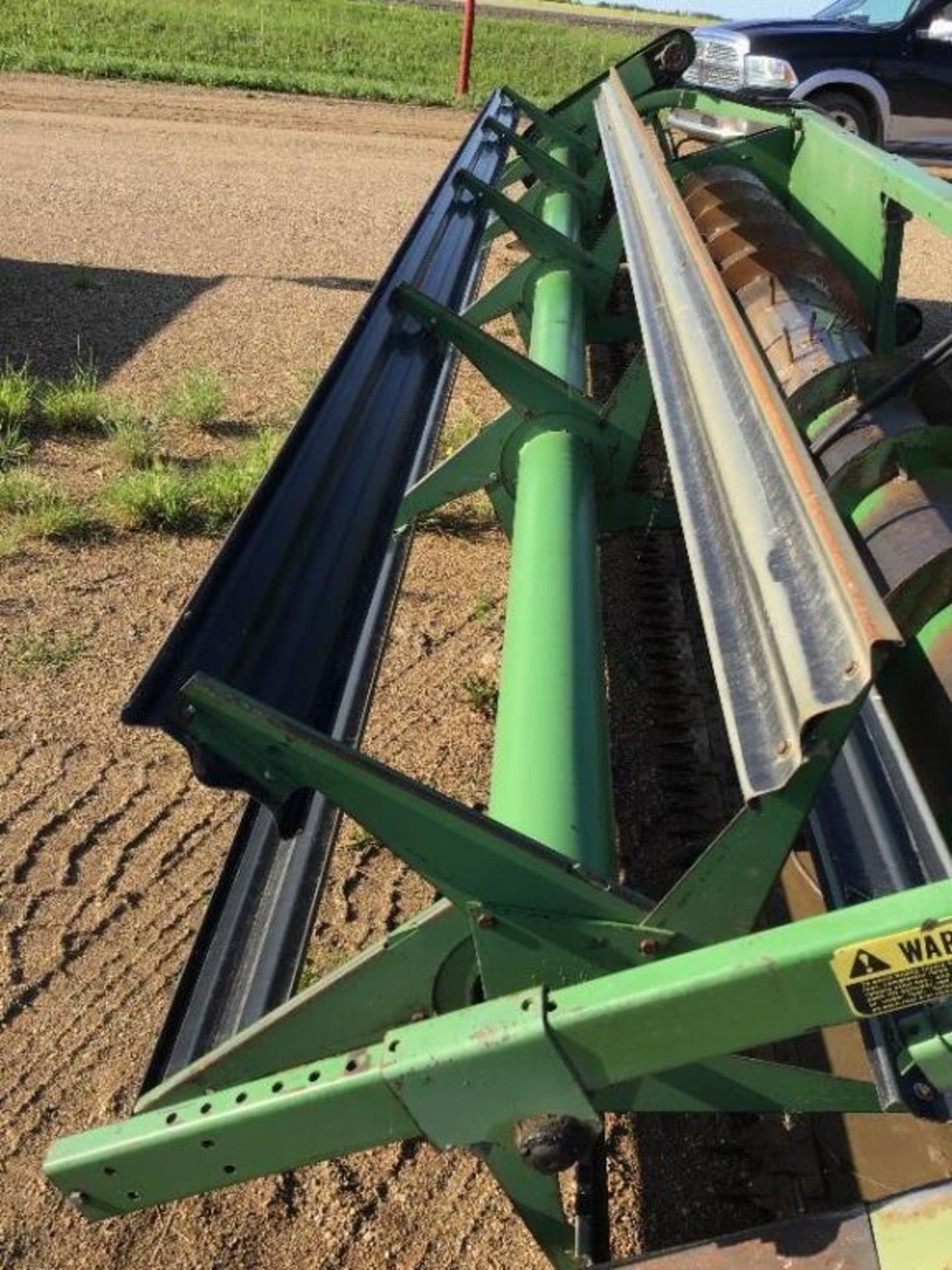 20ft John Deere 220 STR Cut Header - Image 9 of 10